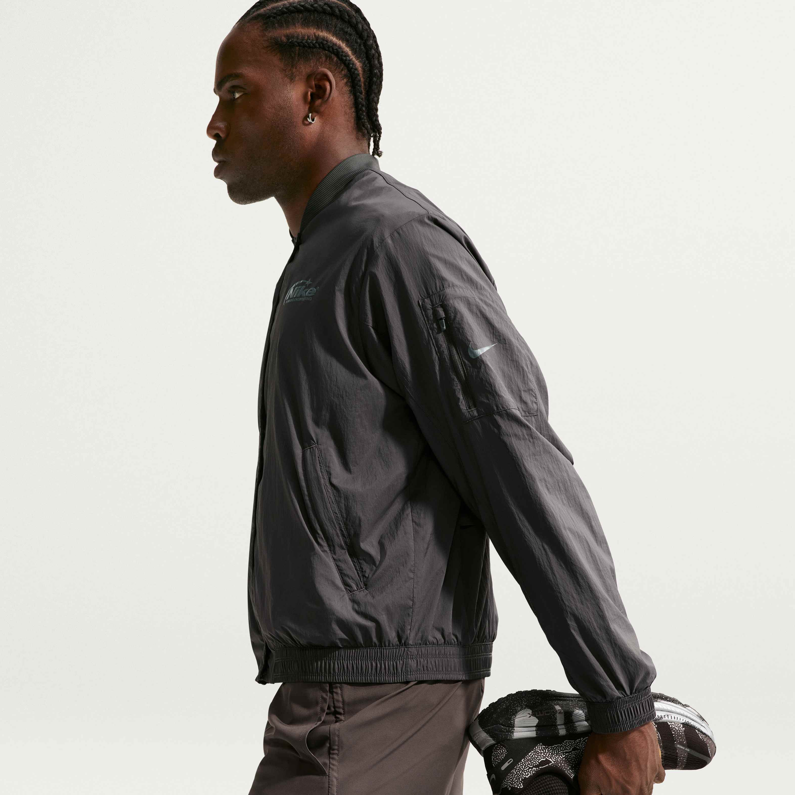 Nike image number 2