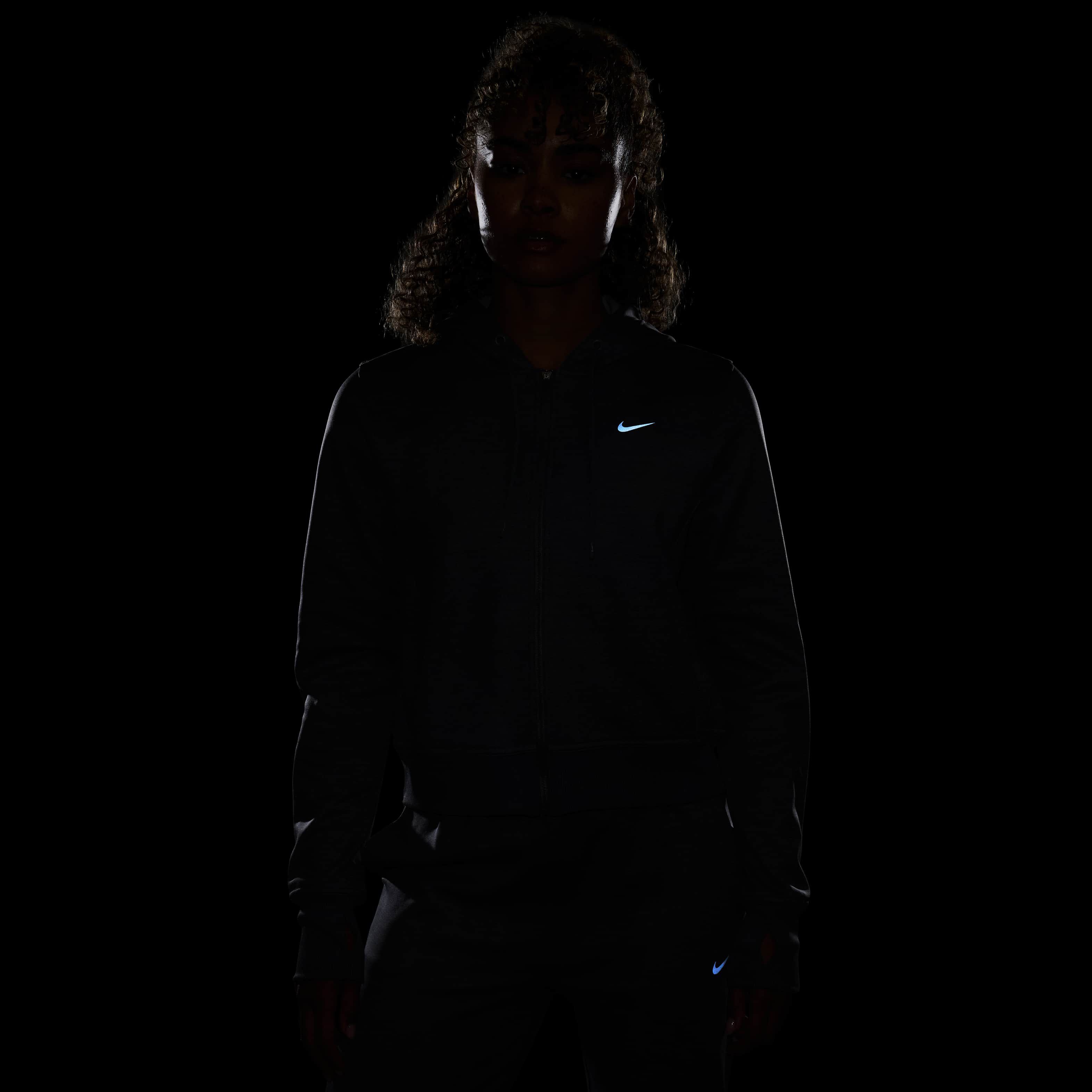 Nike Therma-FIT One image number 8