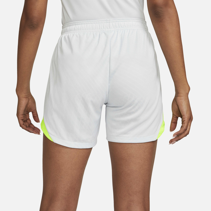 Nike Dri-FIT Strike image number 2 Nike Dri-FIT Strike image number 2