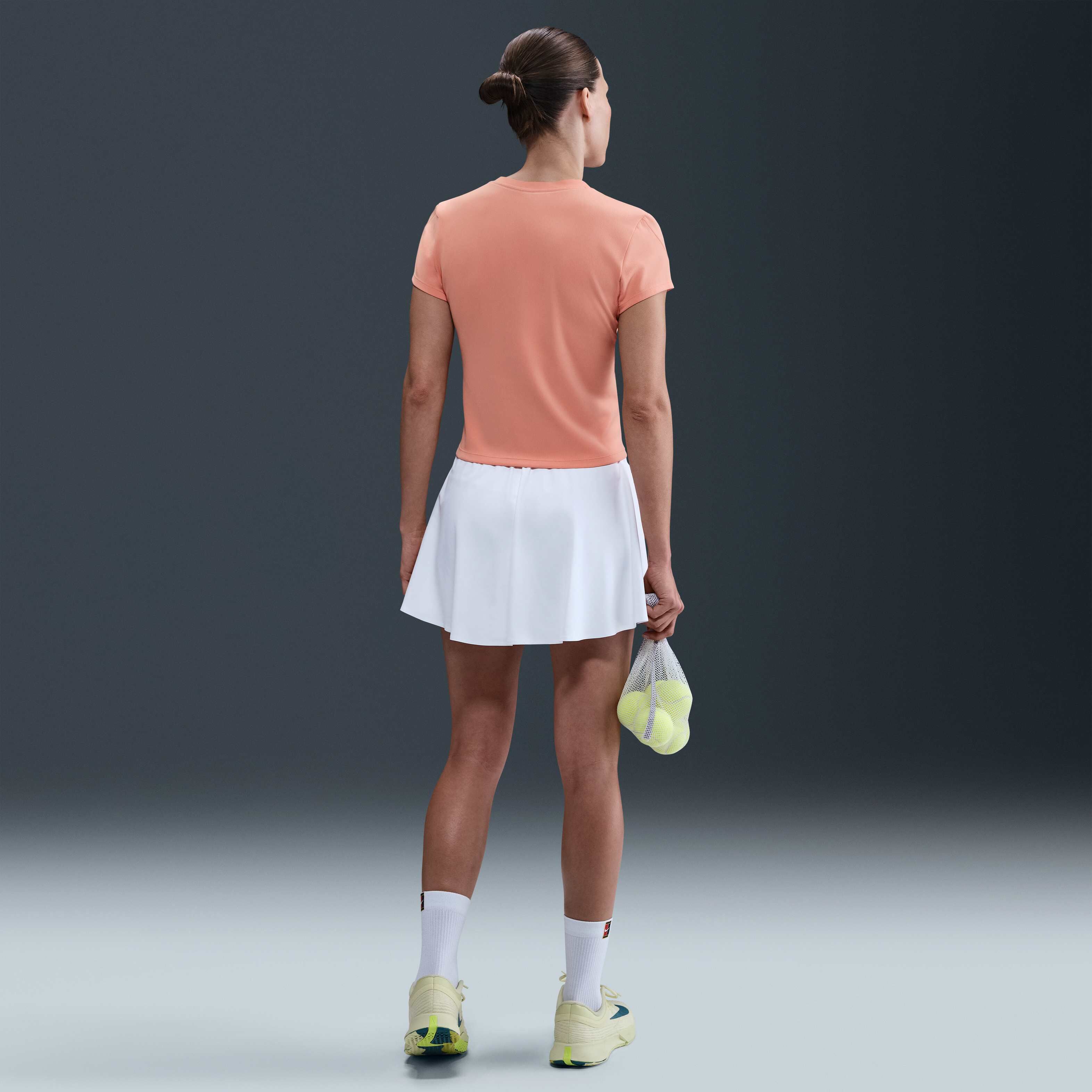 NikeCourt Advantage image number 4