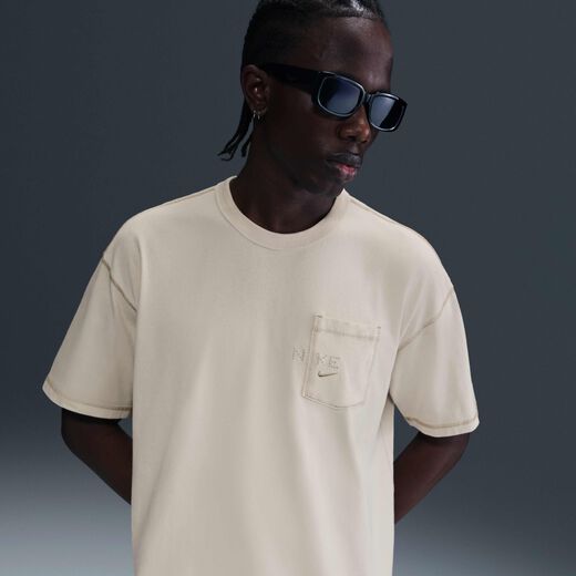 نايكي سبورتسوير