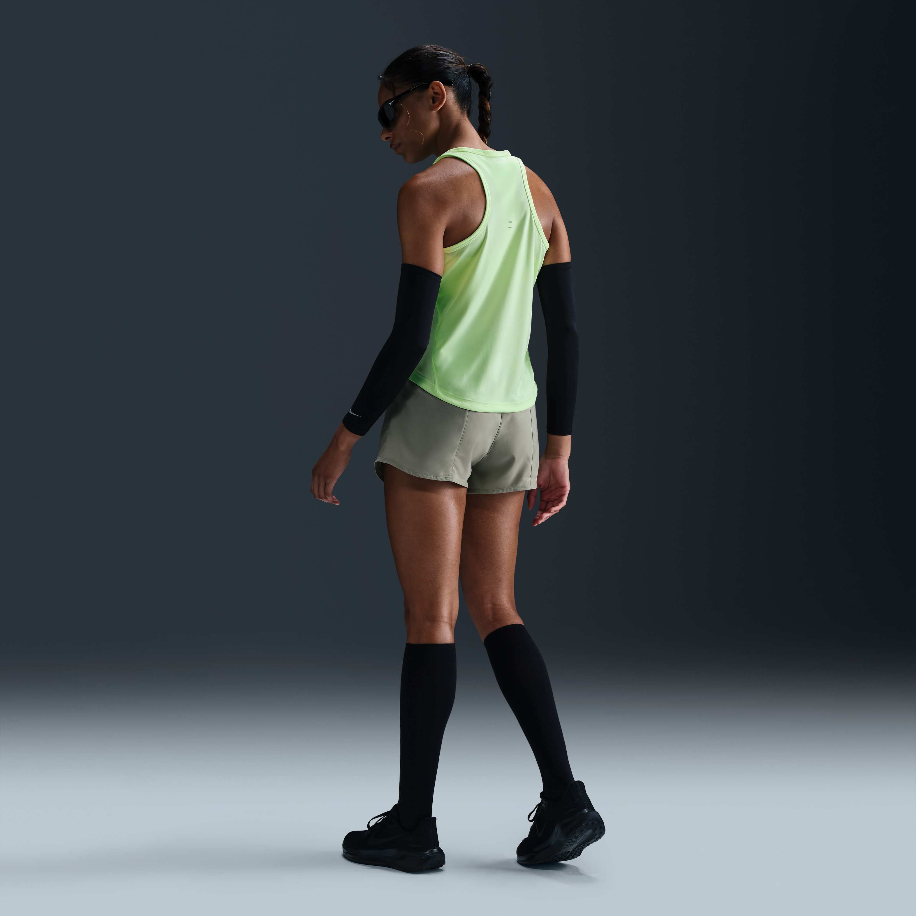 Nike Tempo image number 4