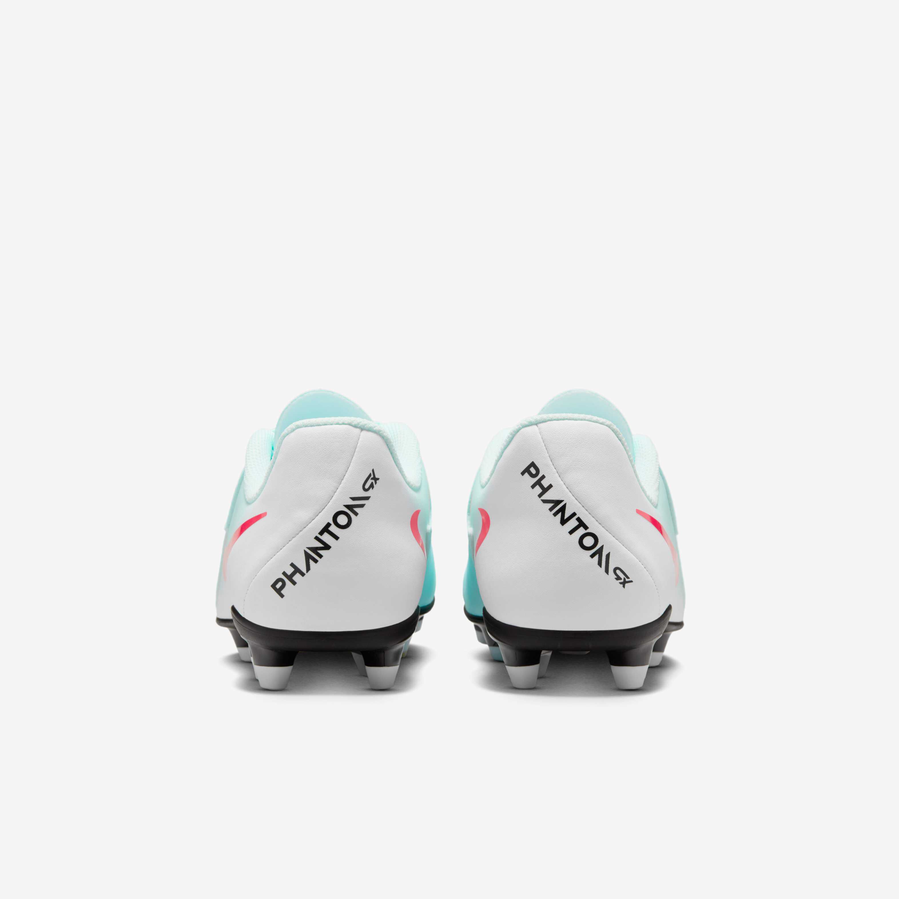 Nike Jr. Phantom GX 2 Club image number 5