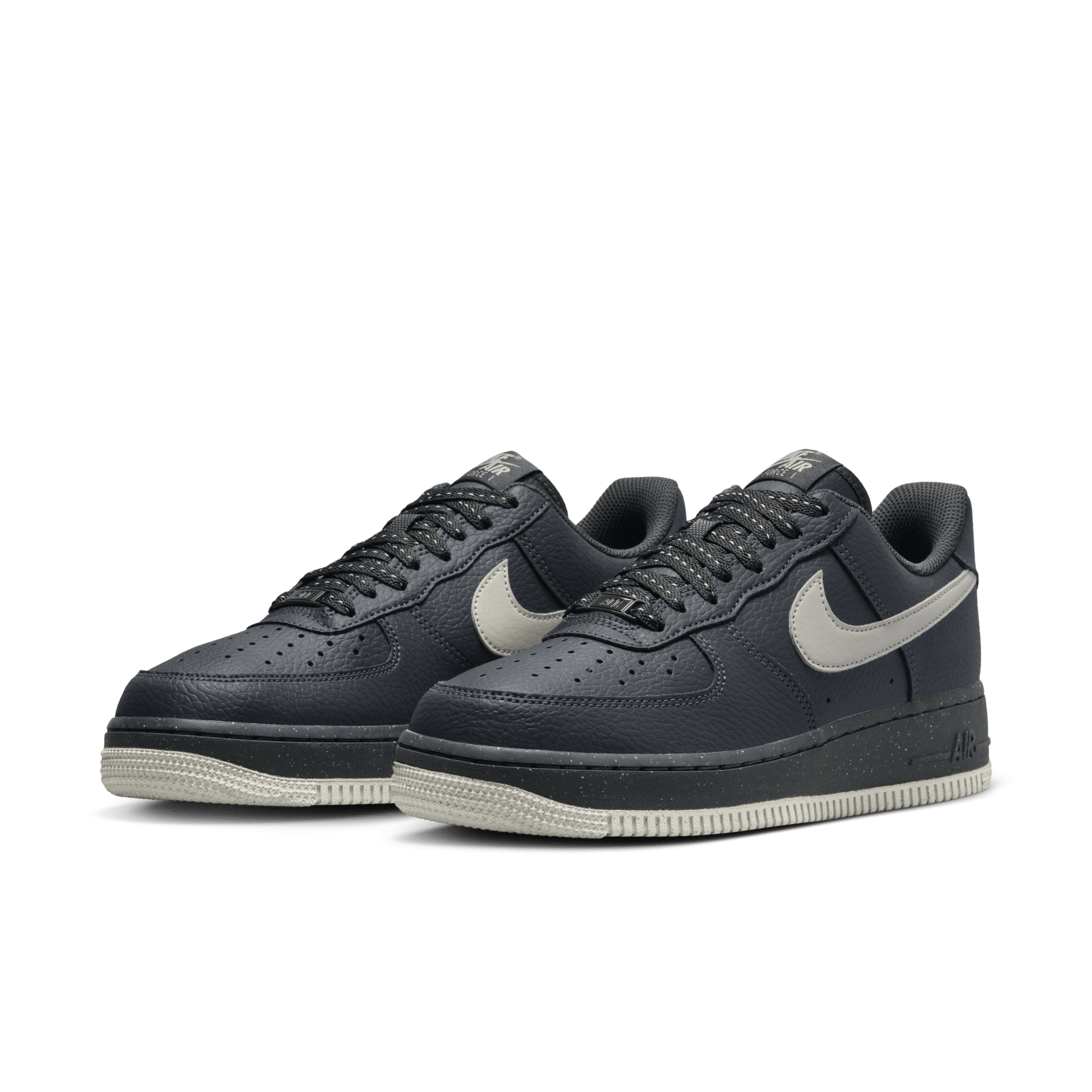 Nike Air Force 1 07