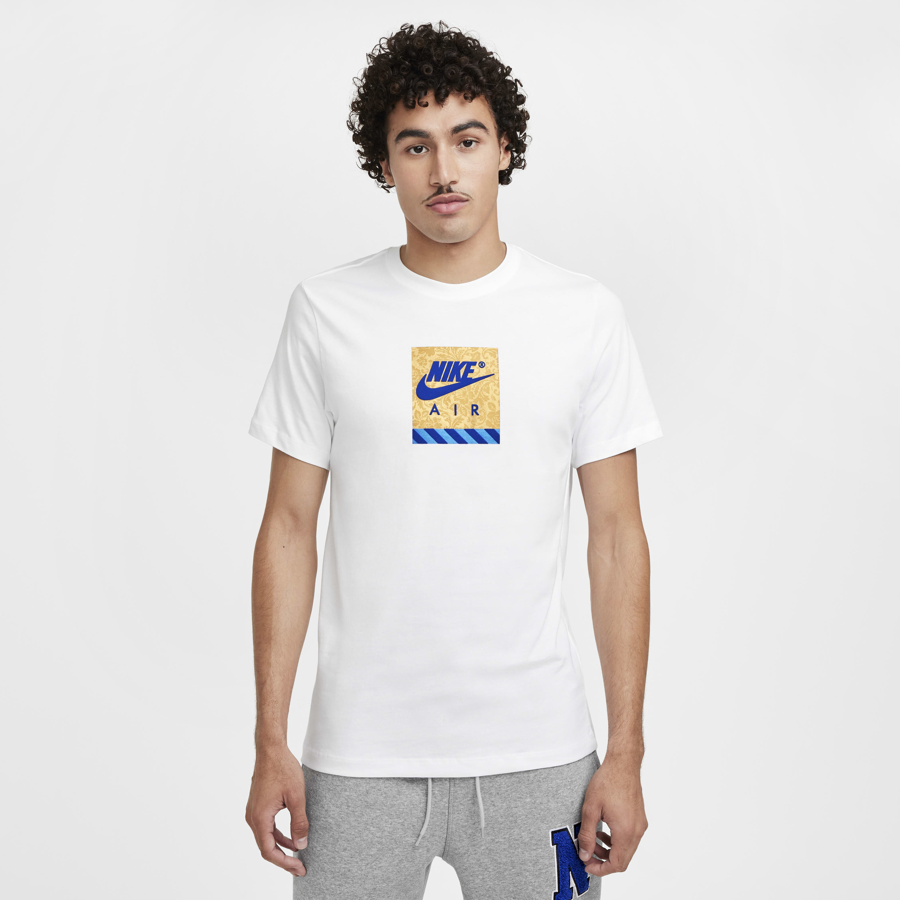 Yellow and white nike shirt discount