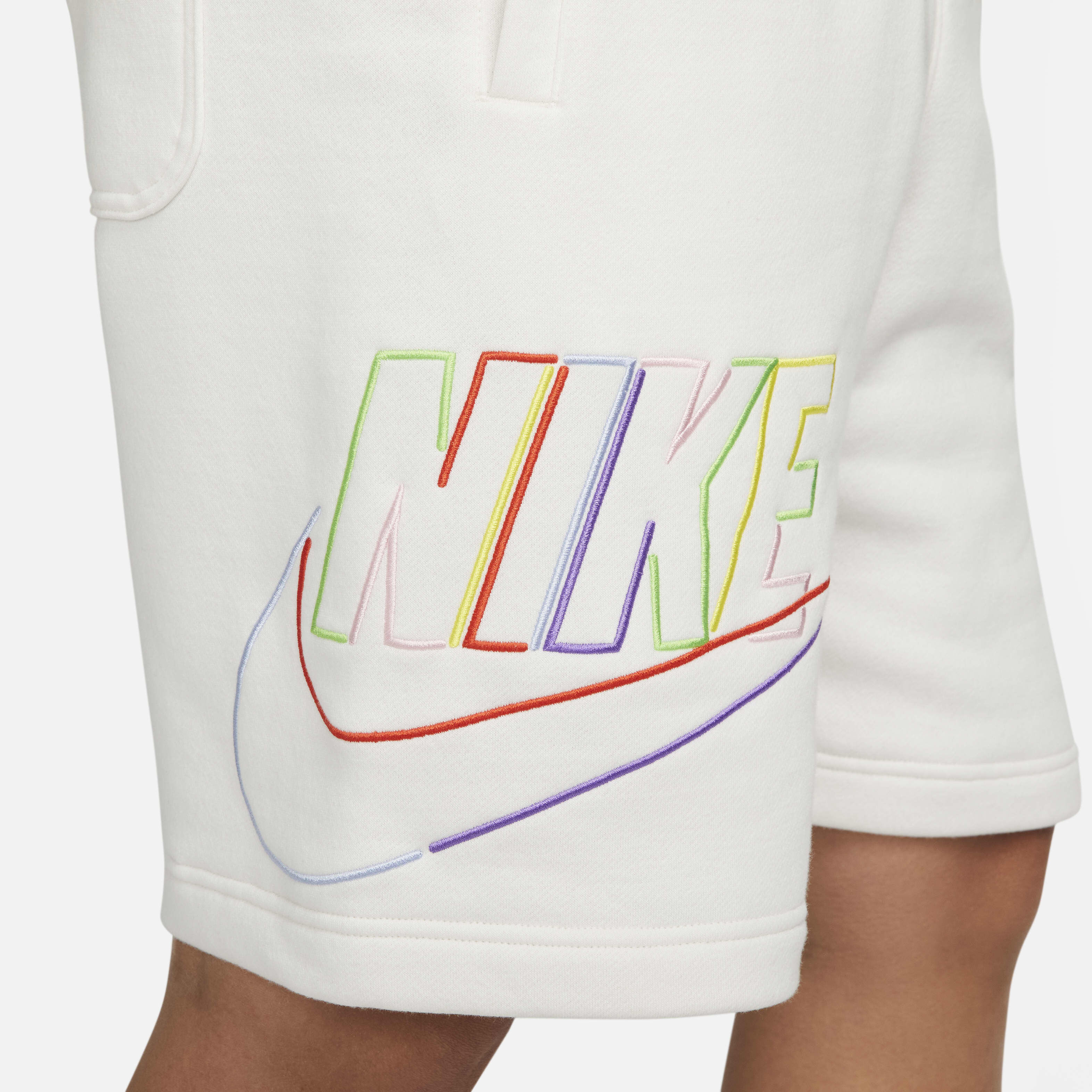 Nike Club Fleece image number 4