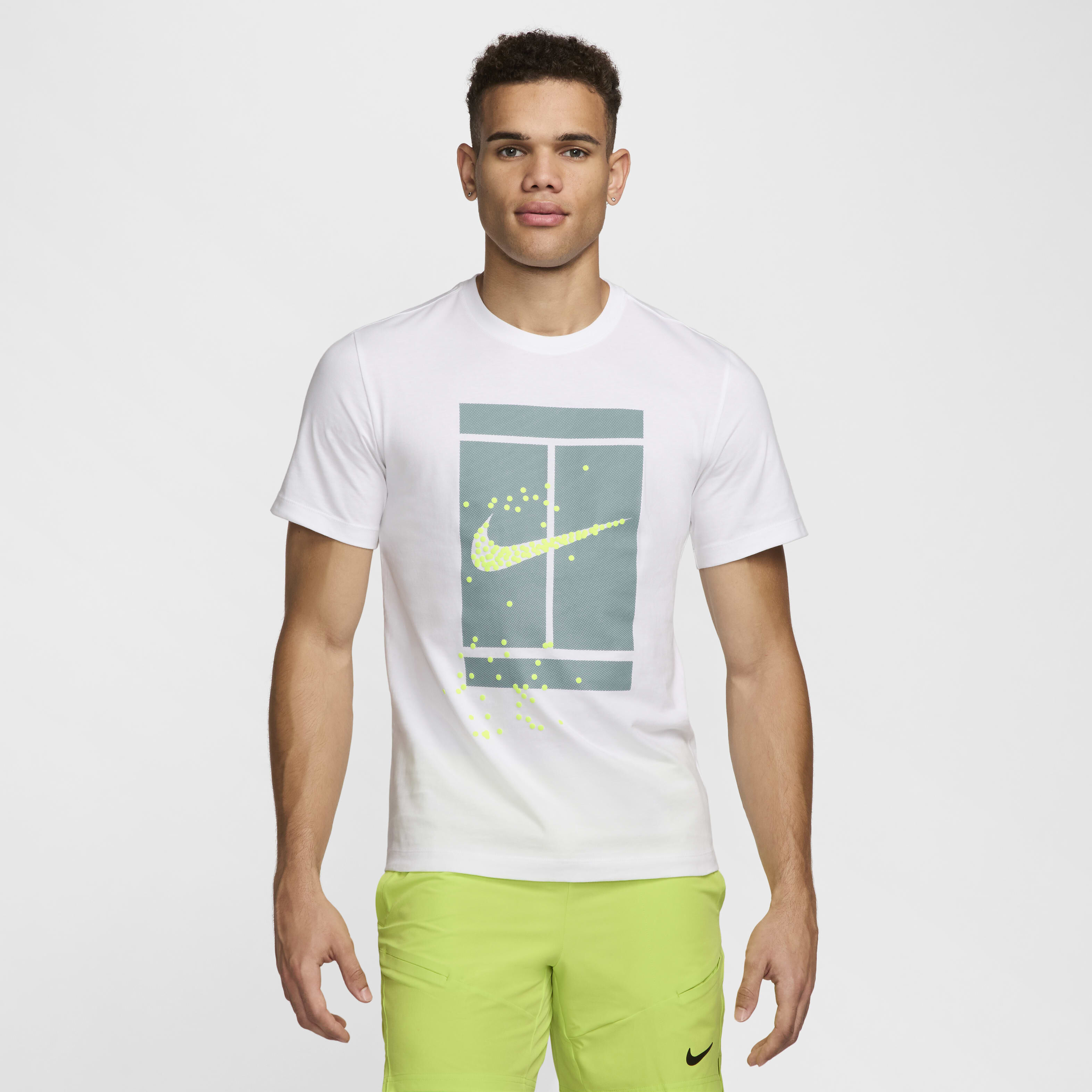 NikeCourt image number 0