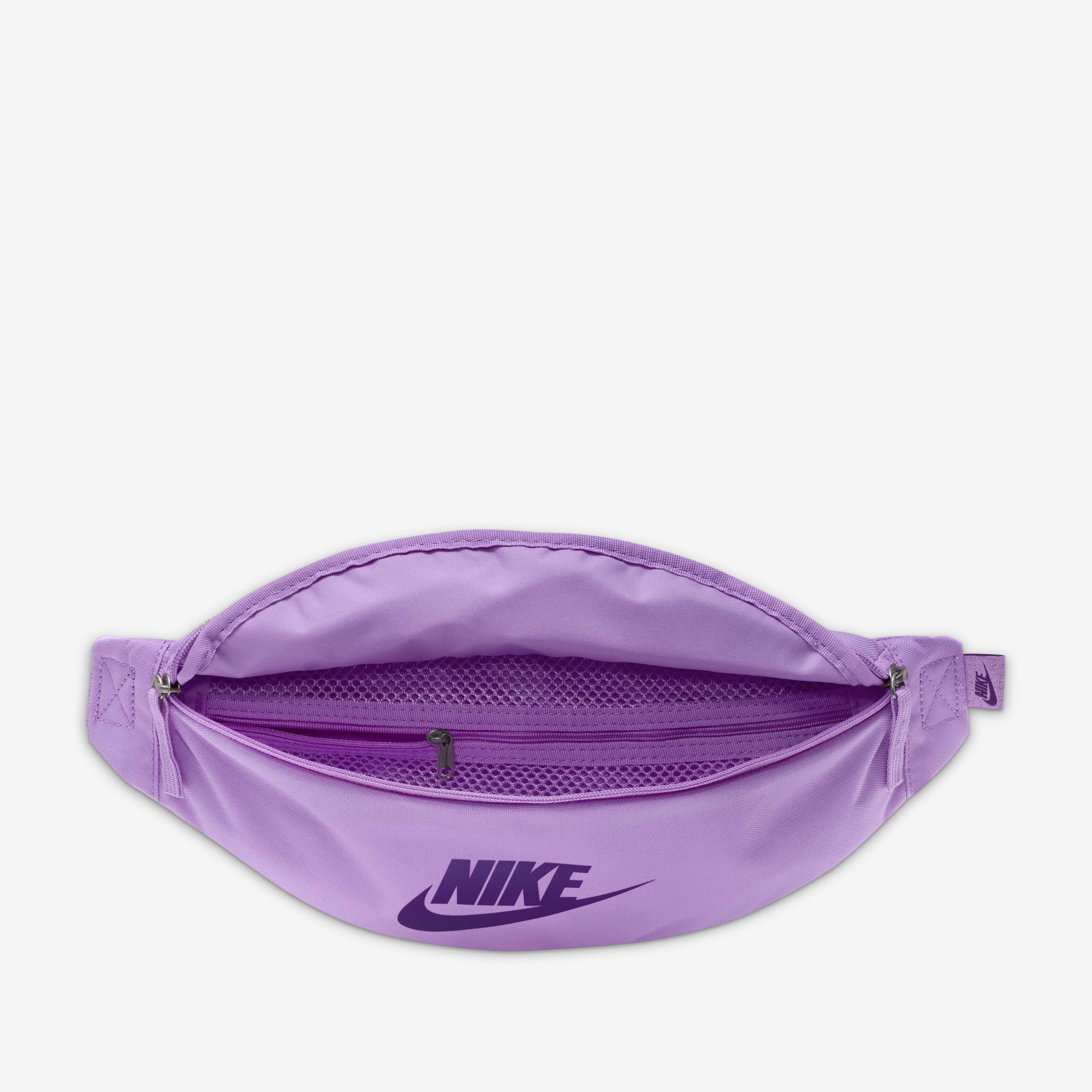 نايكي هيرتج image number 4