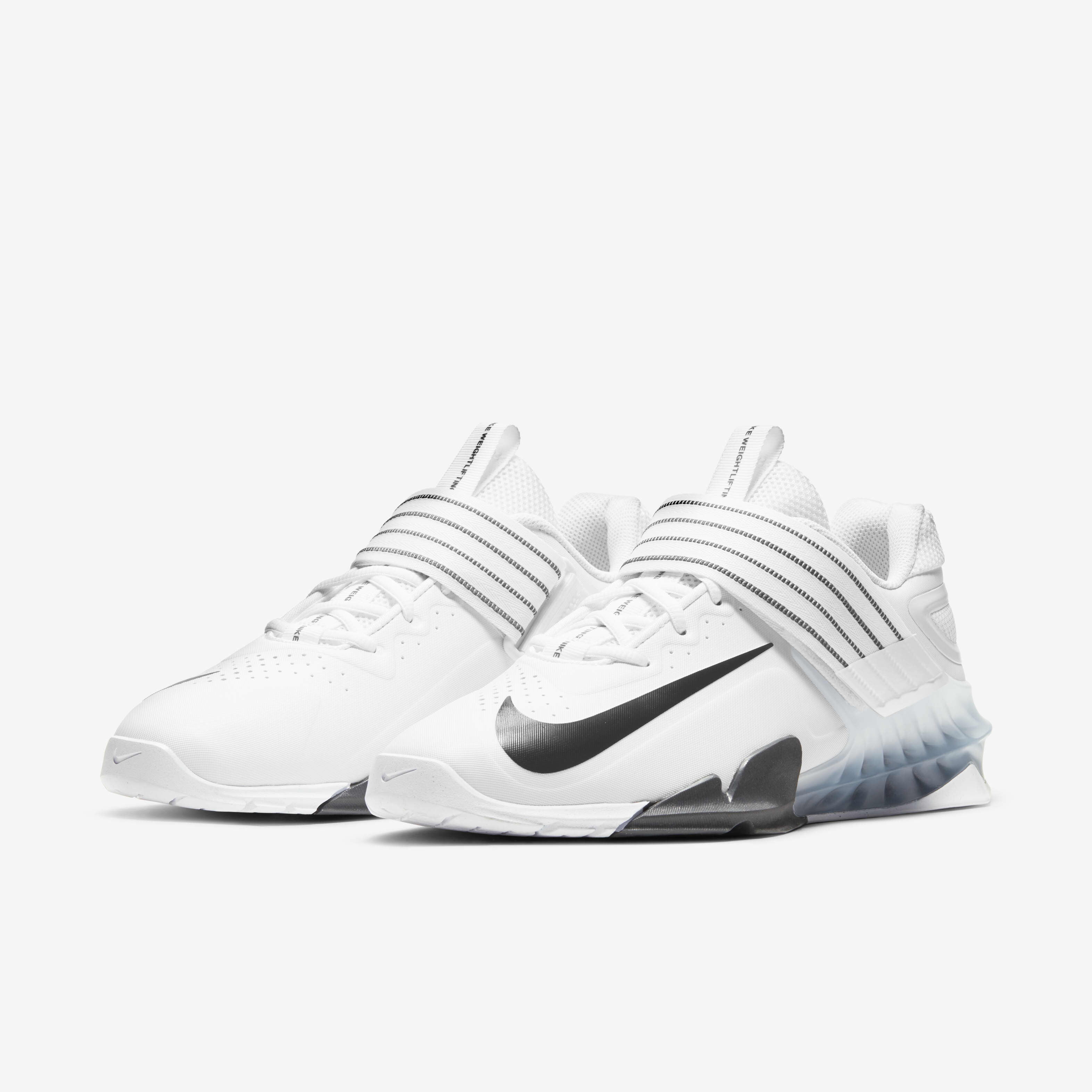 Nike Savaleos image number 4