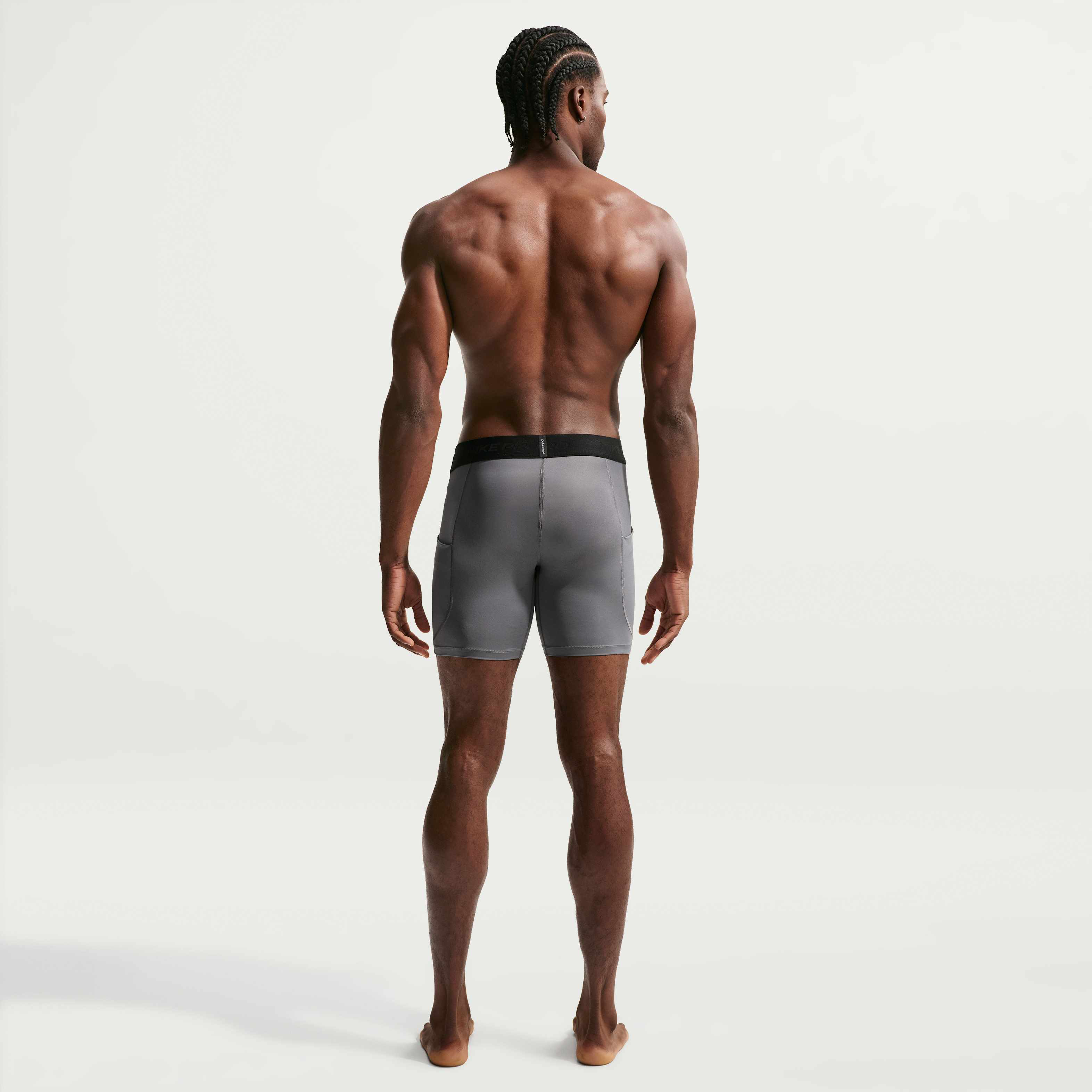 Nike Pro image number 4