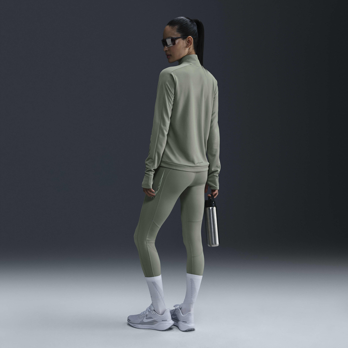 Nike Swoosh image number 4 Nike Swoosh image number 4