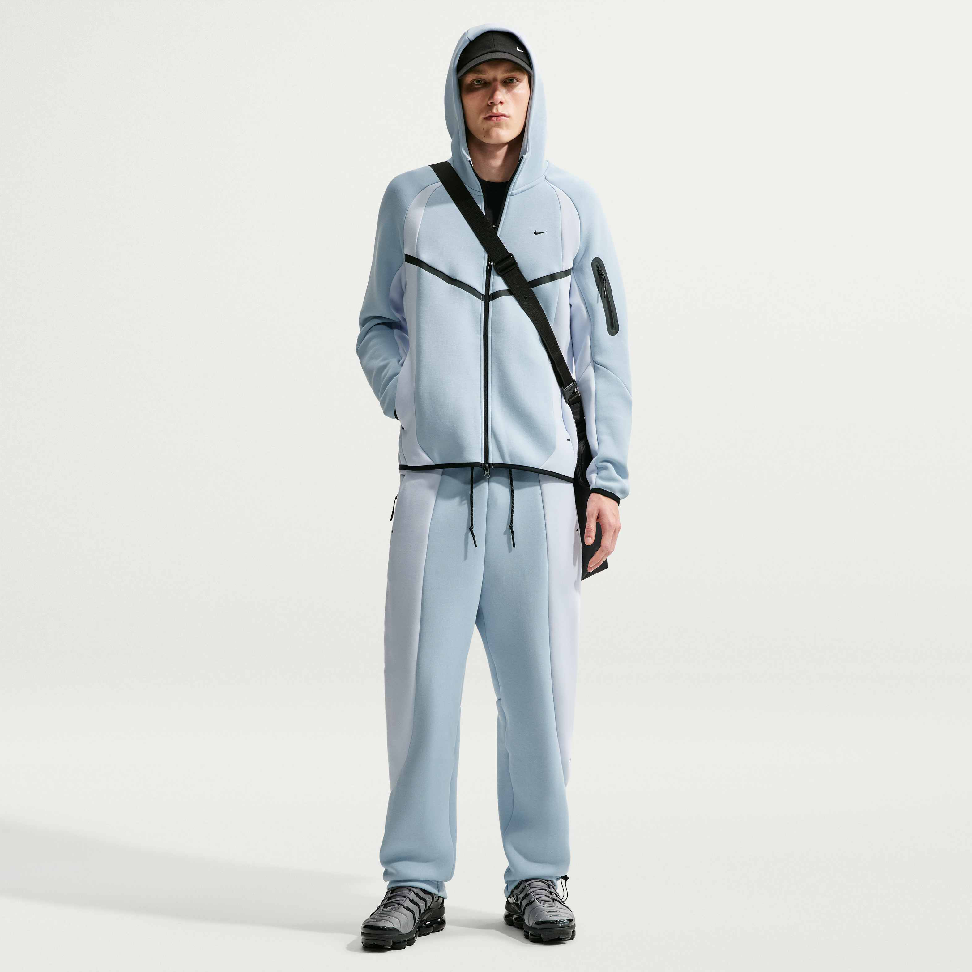Nike Tech image number 8
