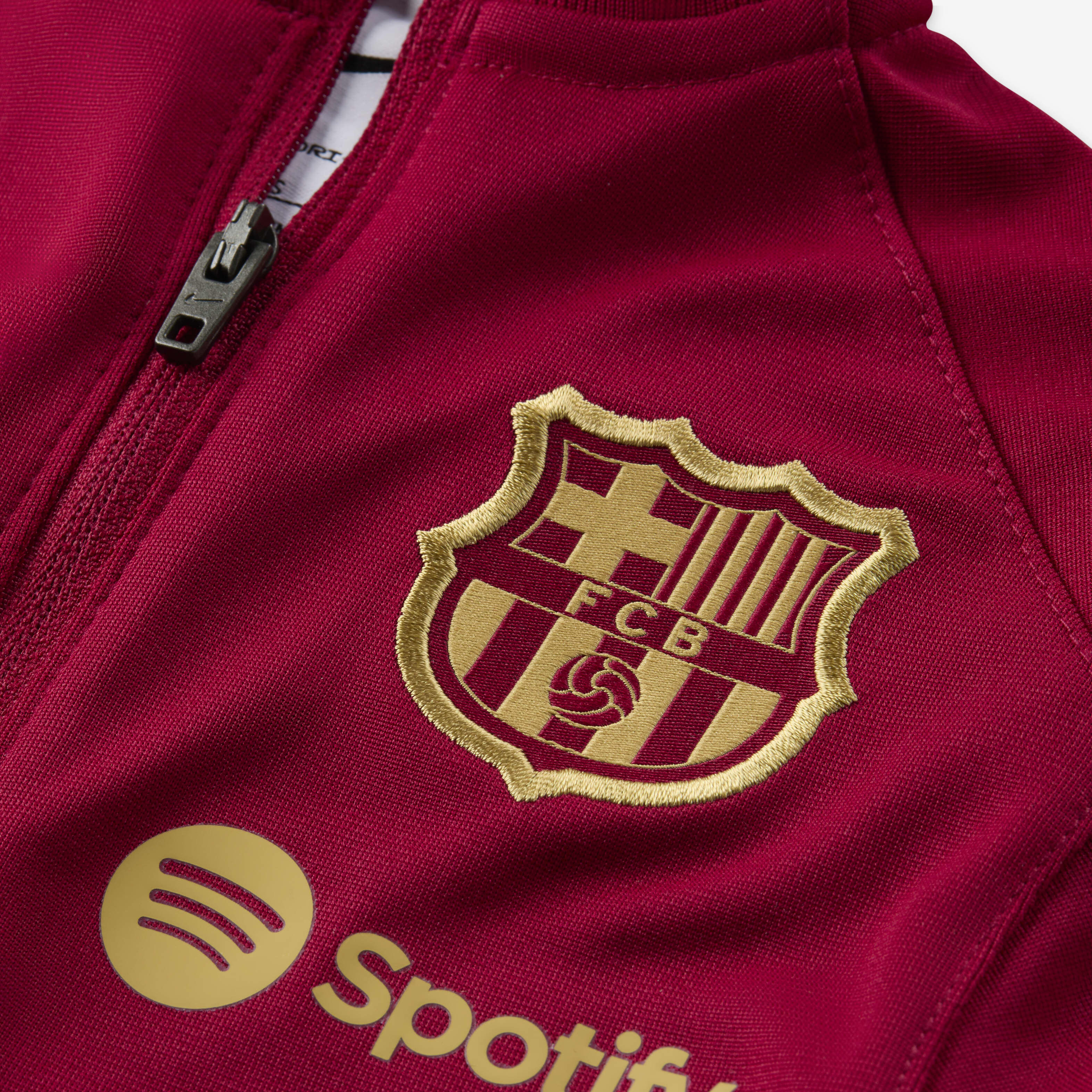 F.C. Barcelona Strike image number 2