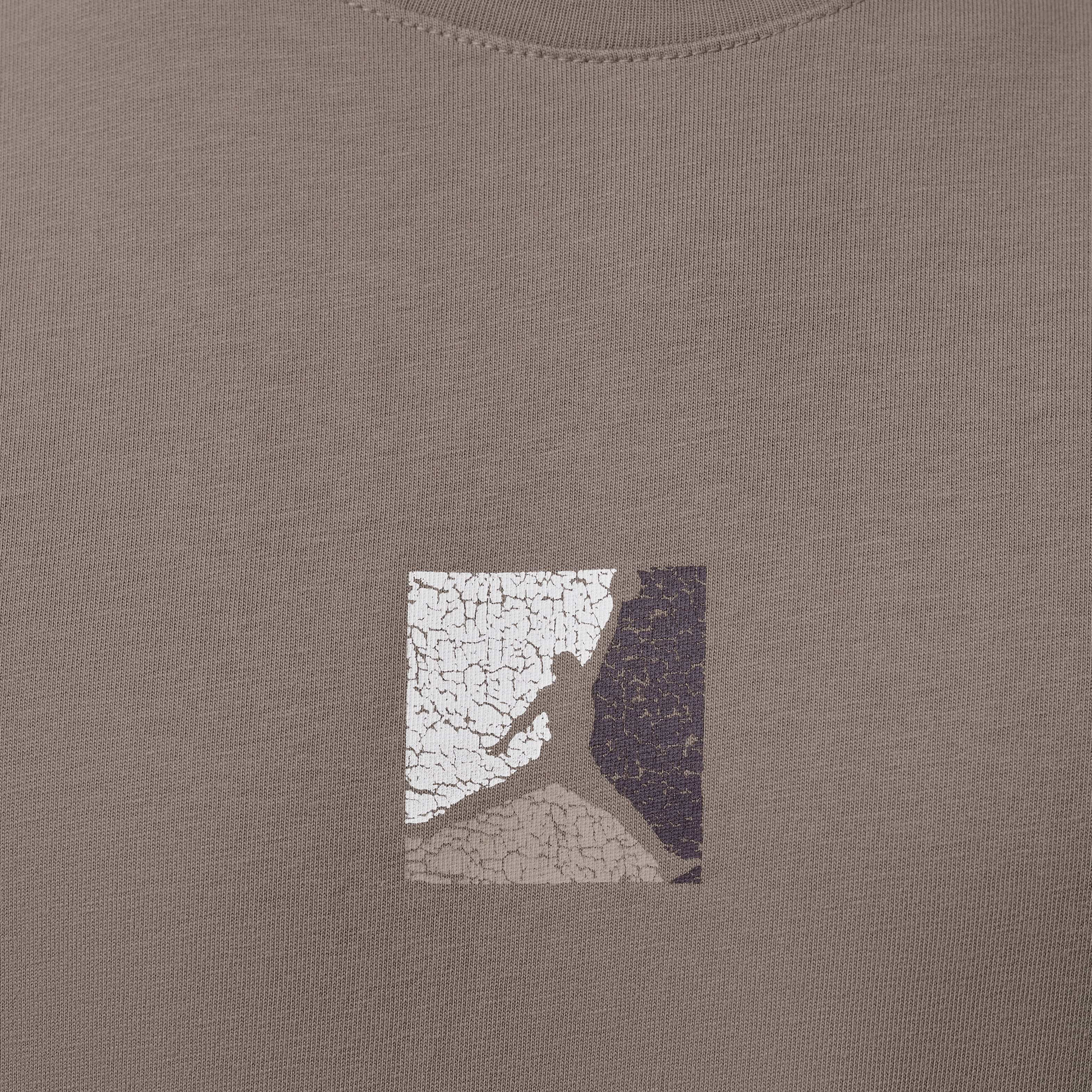 Zoom image