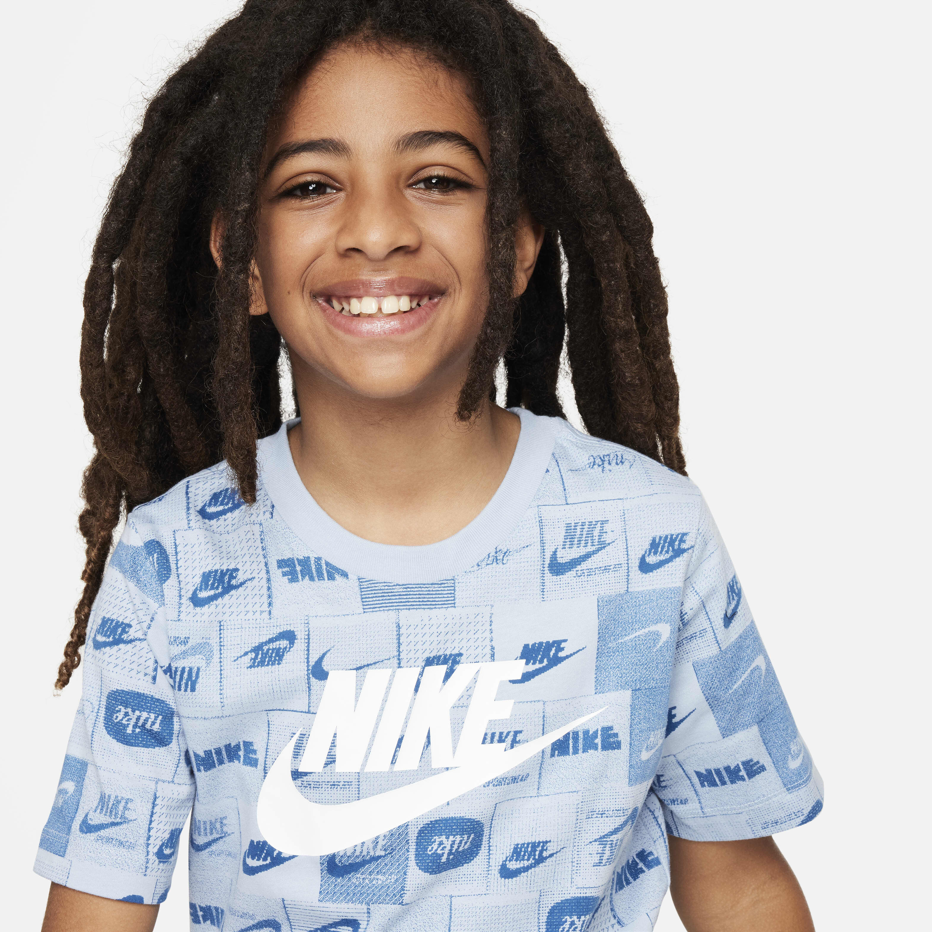 نايكي سبورتسوير image number 2