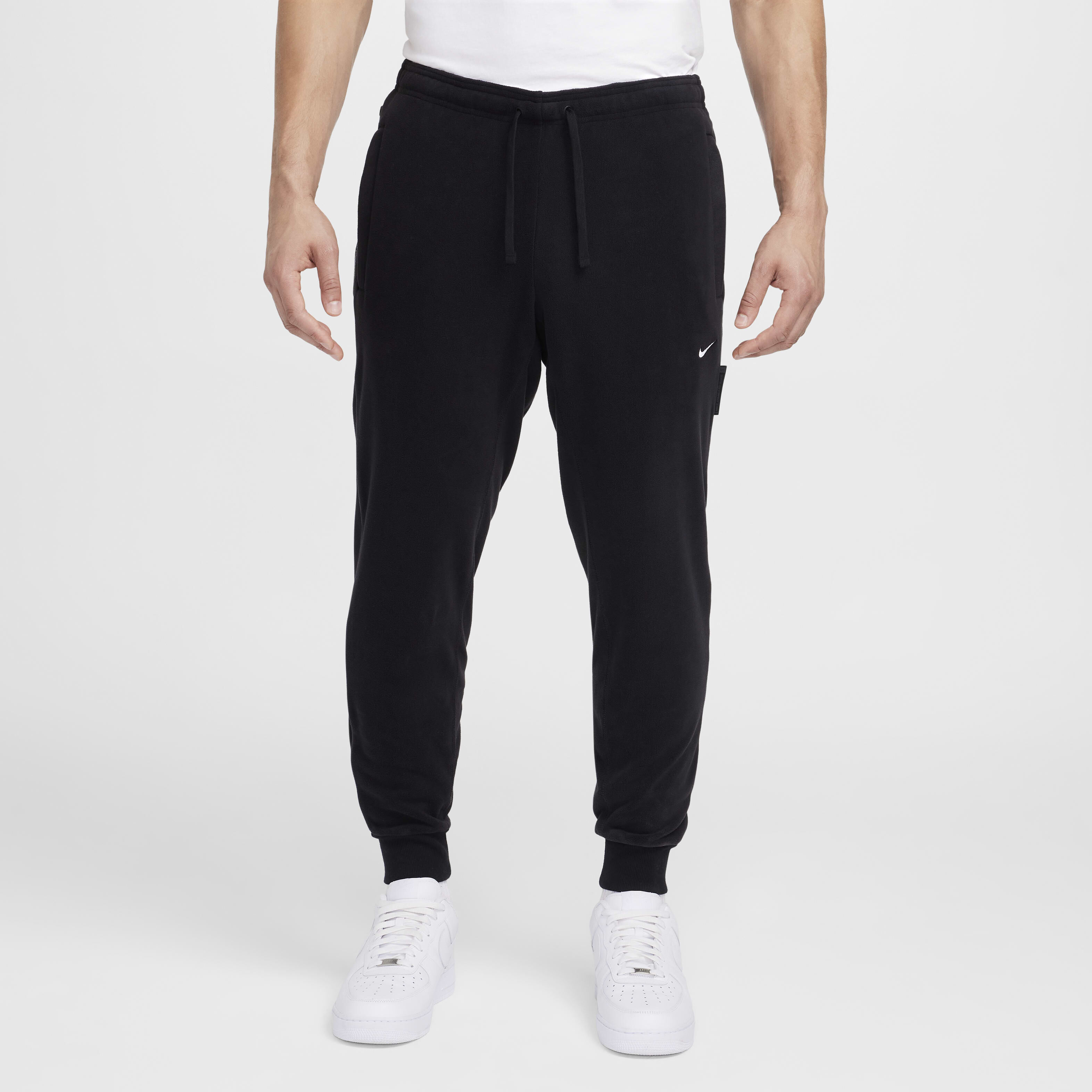 Football joggers mens deals