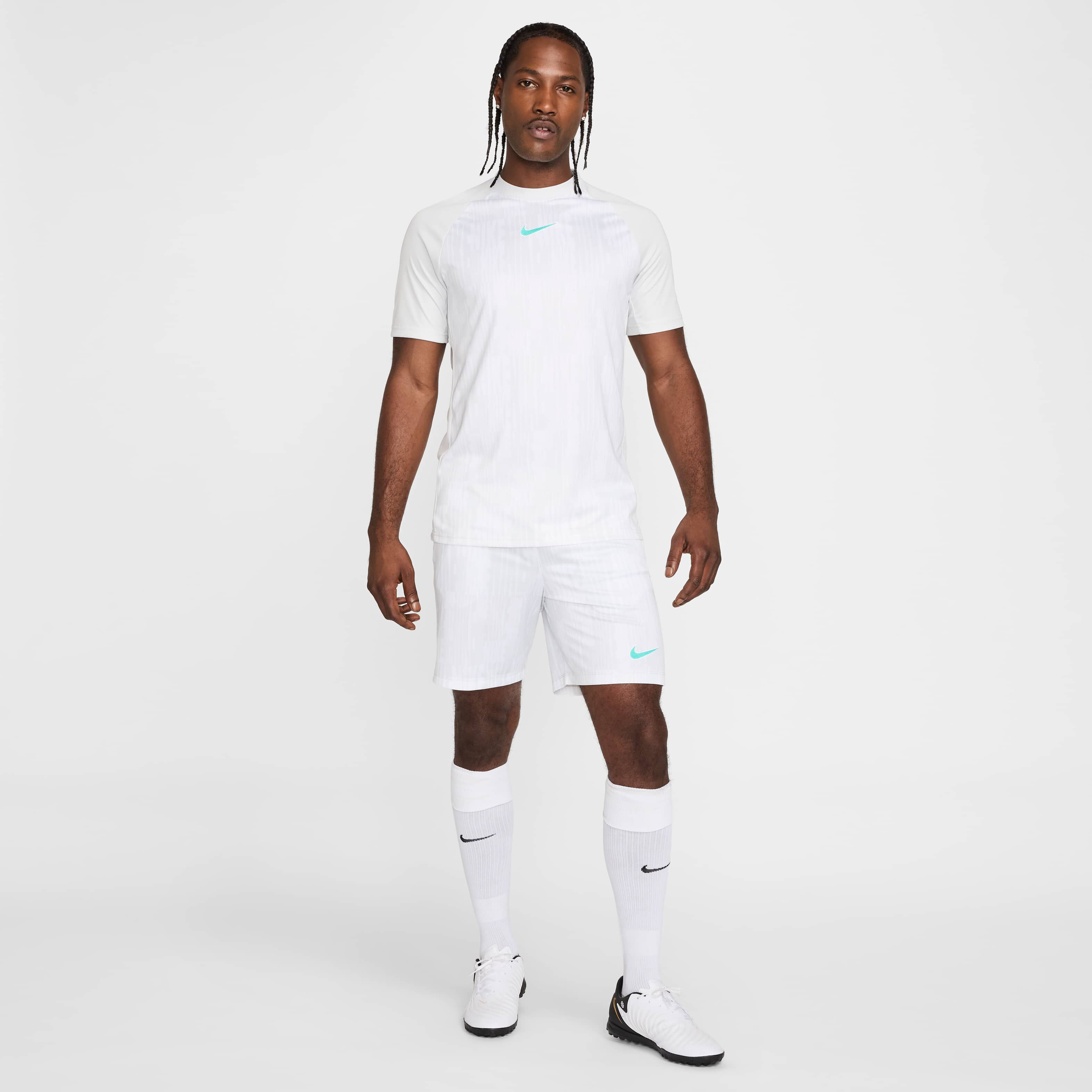 Nike Academy+ image number 6