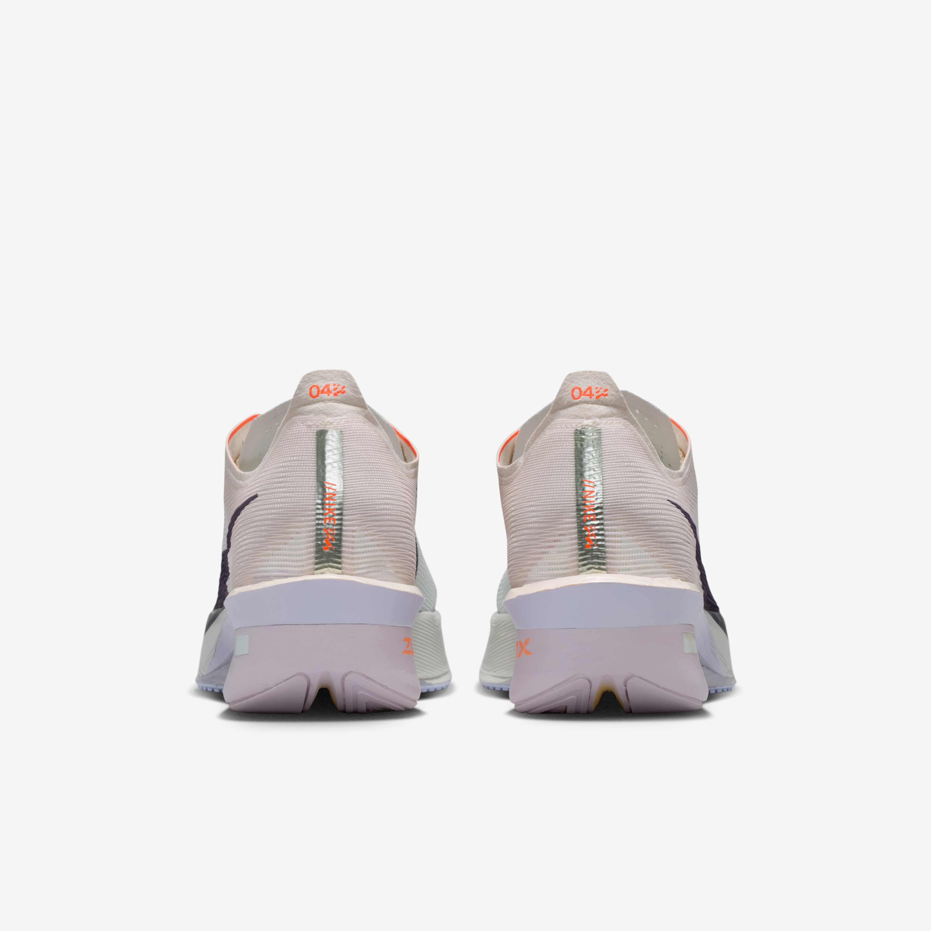 Nike Vaporfly 4 image number 15