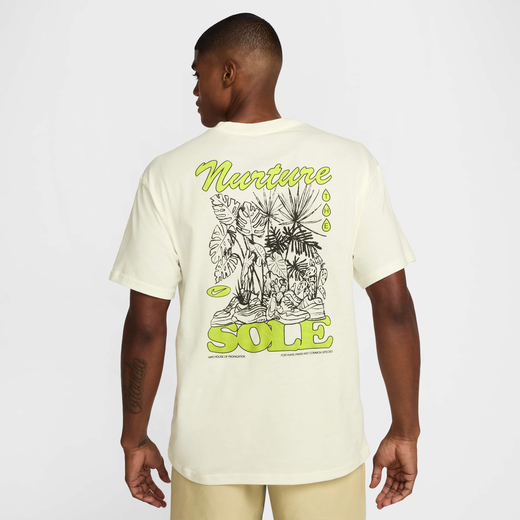 نايكي سبورتسوير