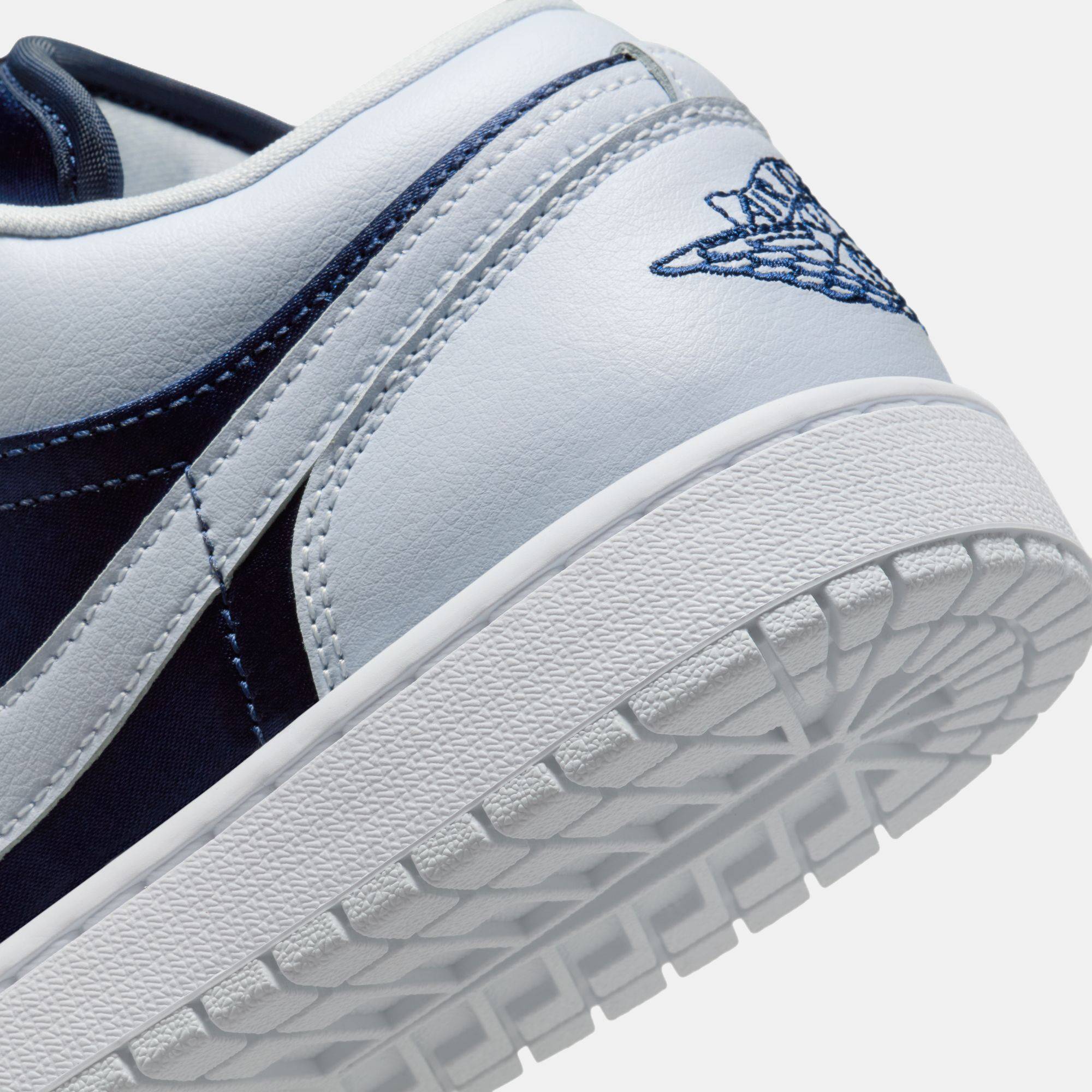 Air Jordan 1 Low SE image number 10