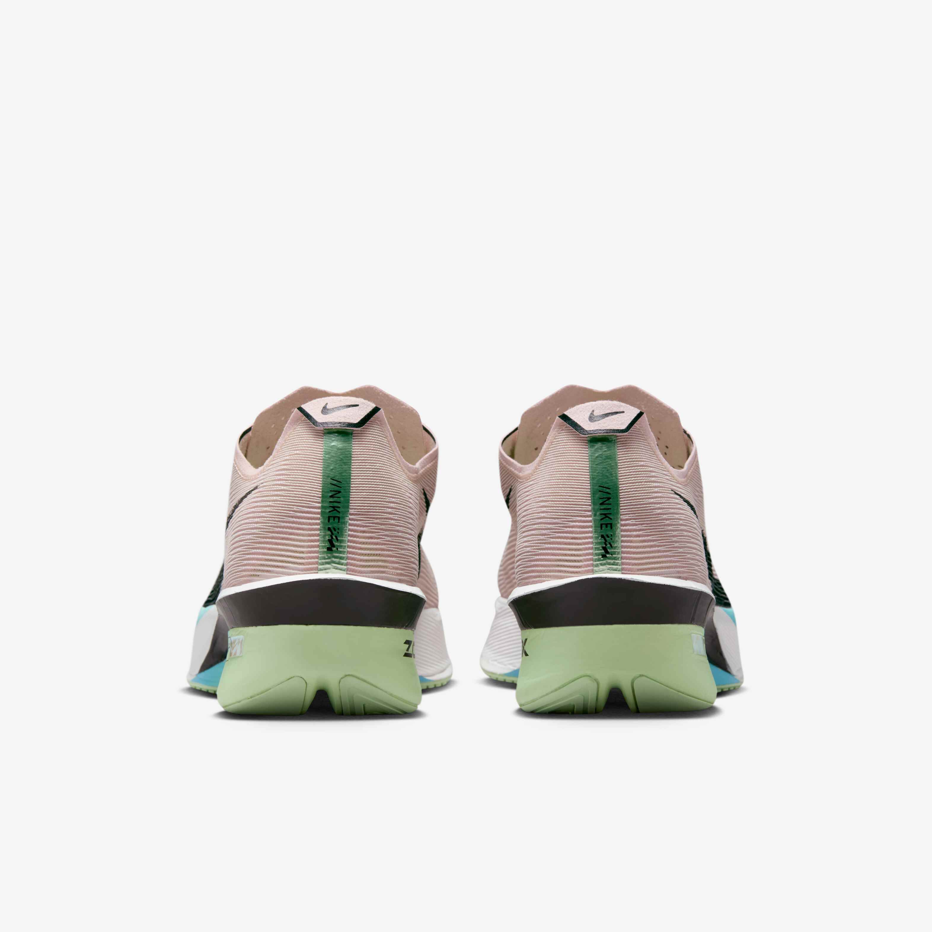 Nike Vaporfly 4 image number 5