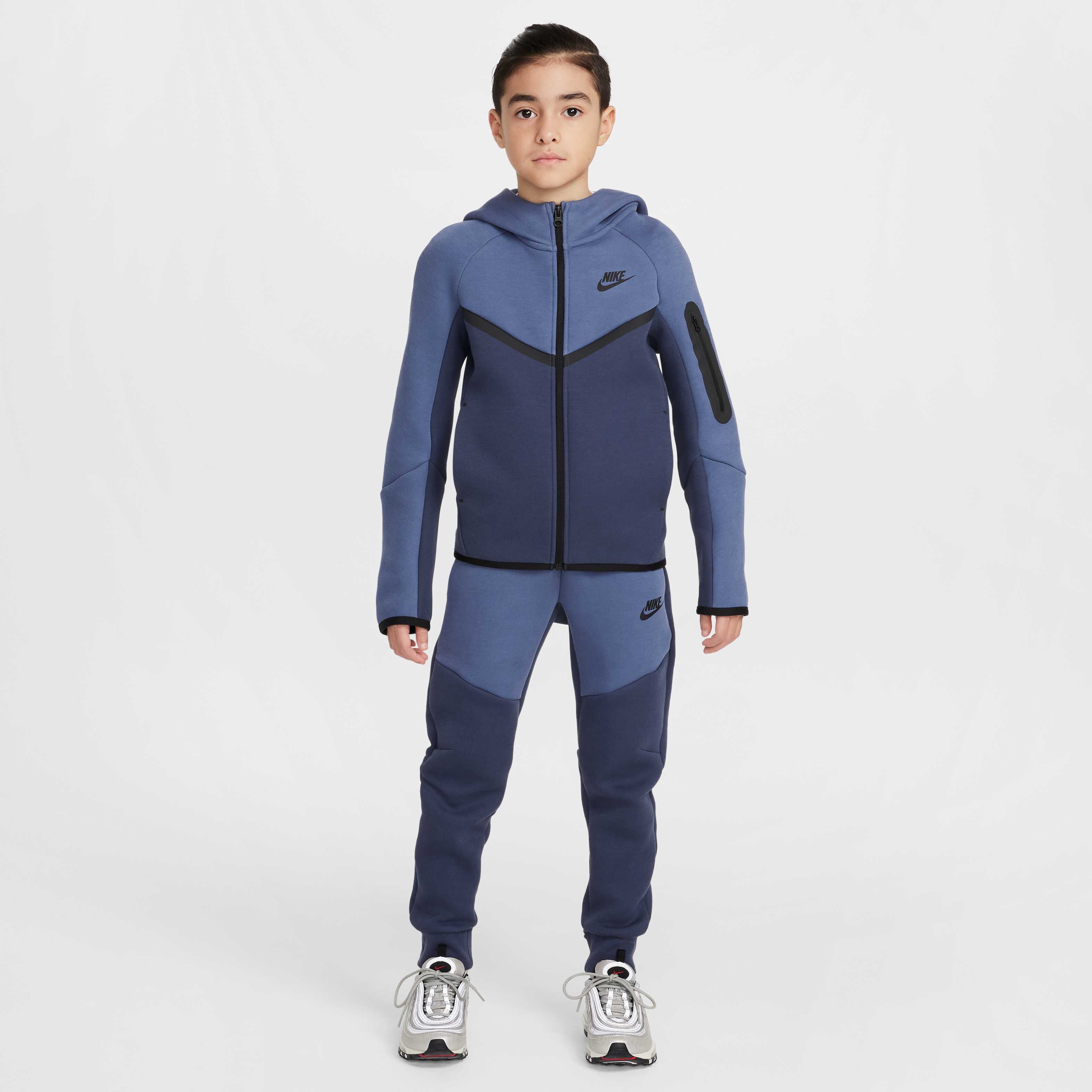Nike Sportswear Tech Fleece image number 9
