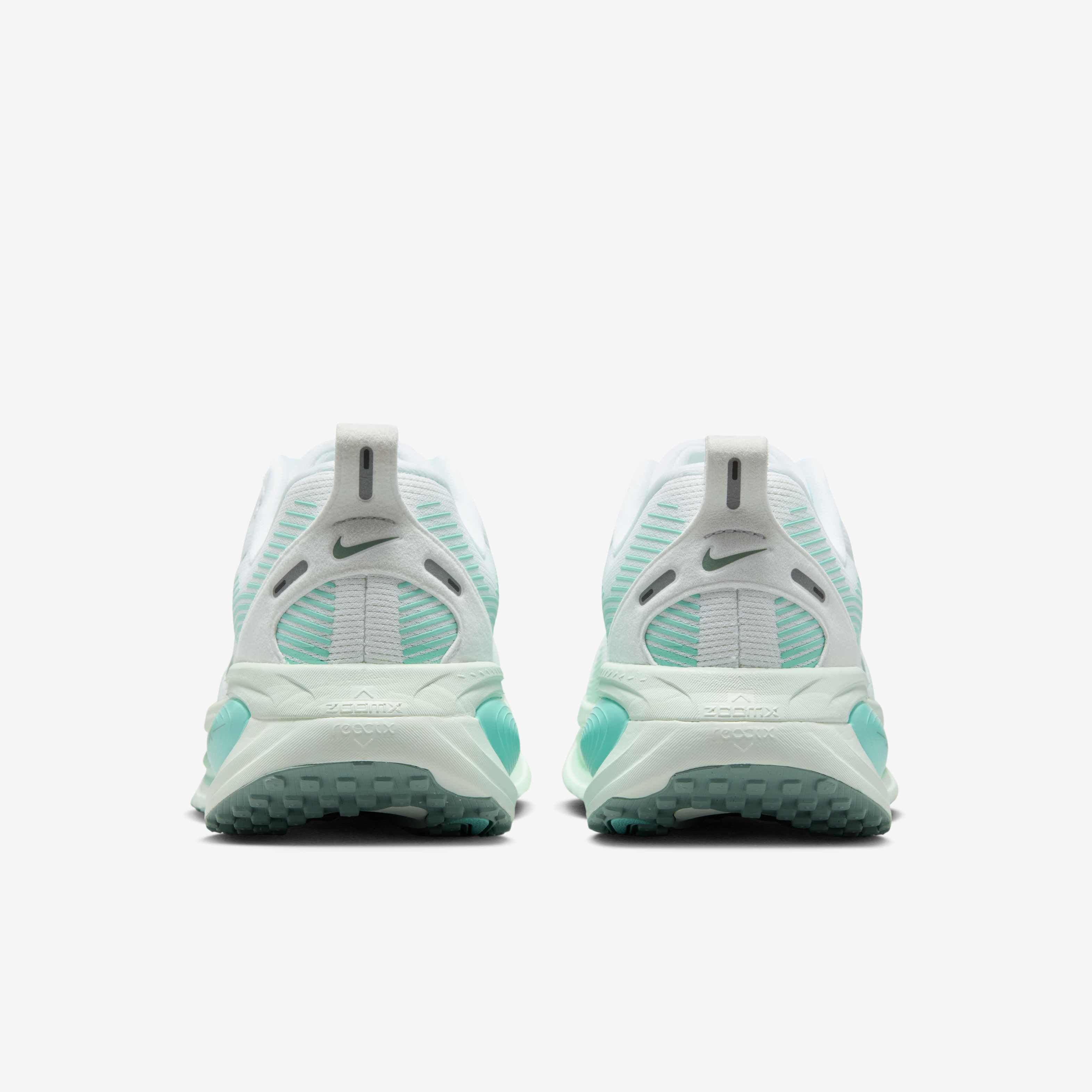 نايكي فوميرو 18 image number 5