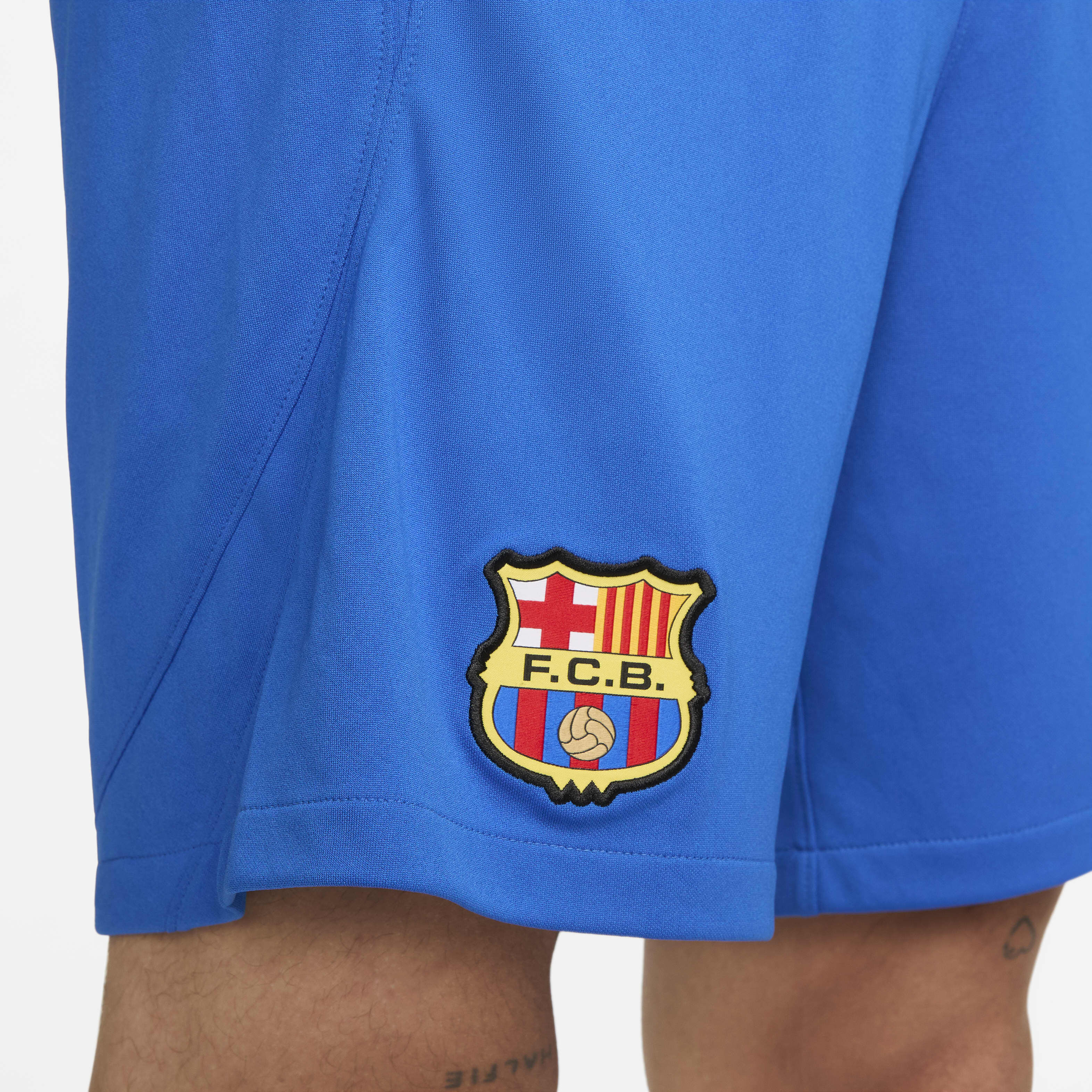 F.C. Barcelona 2023/24 Stadium Away image number 4