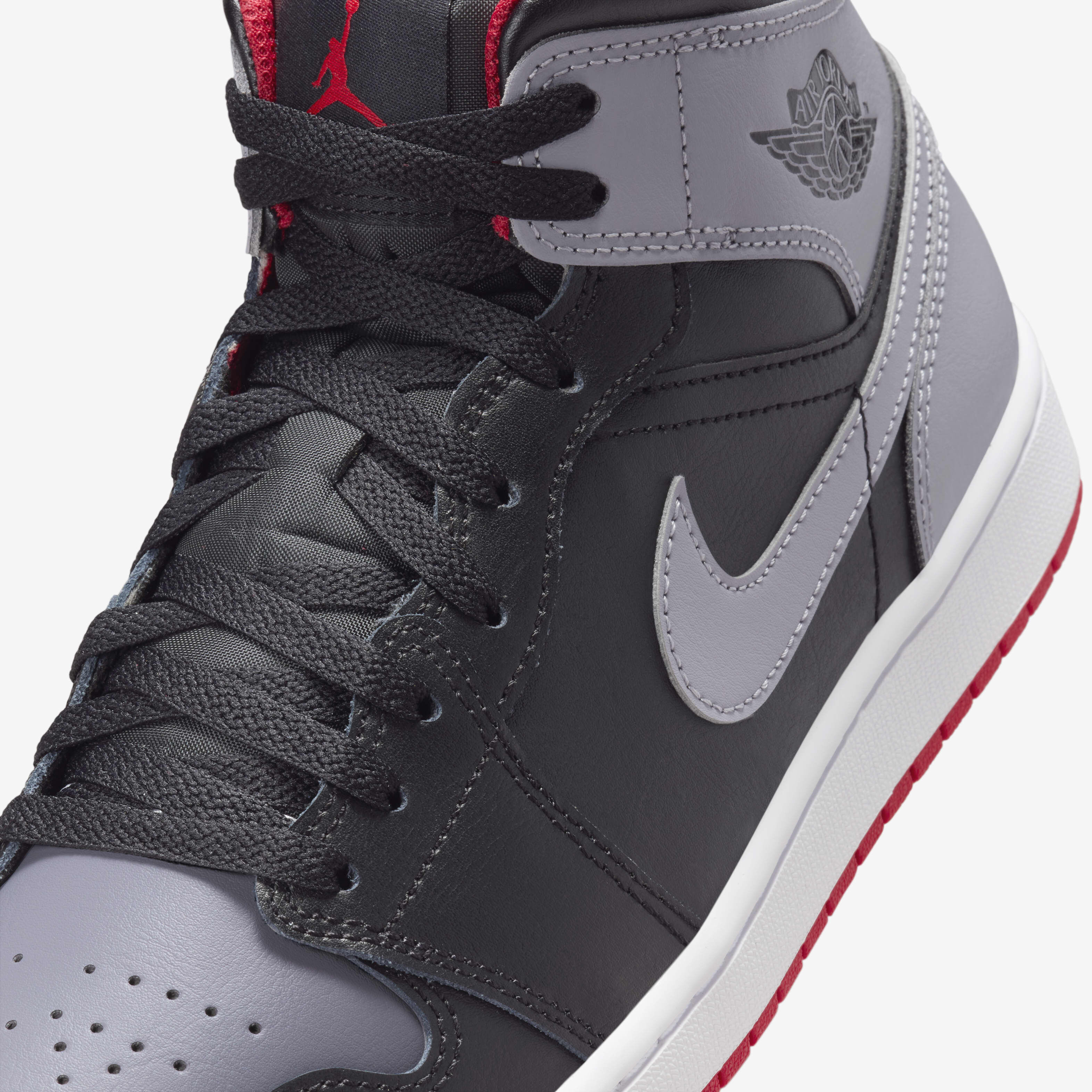 Air Jordan 1 Mid