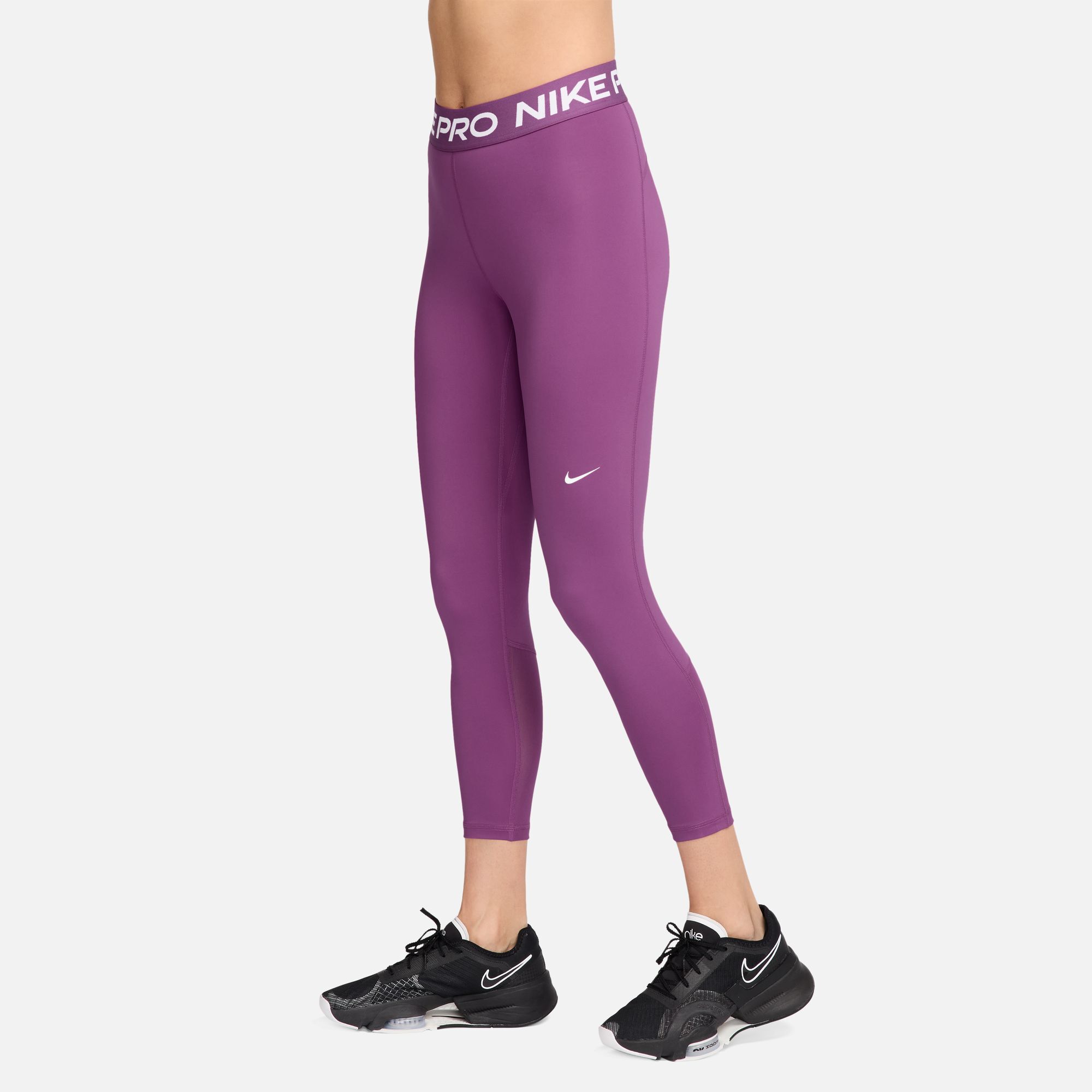 نايكي برو image number 1