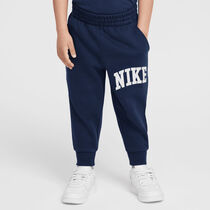 Nike Sportswear Club