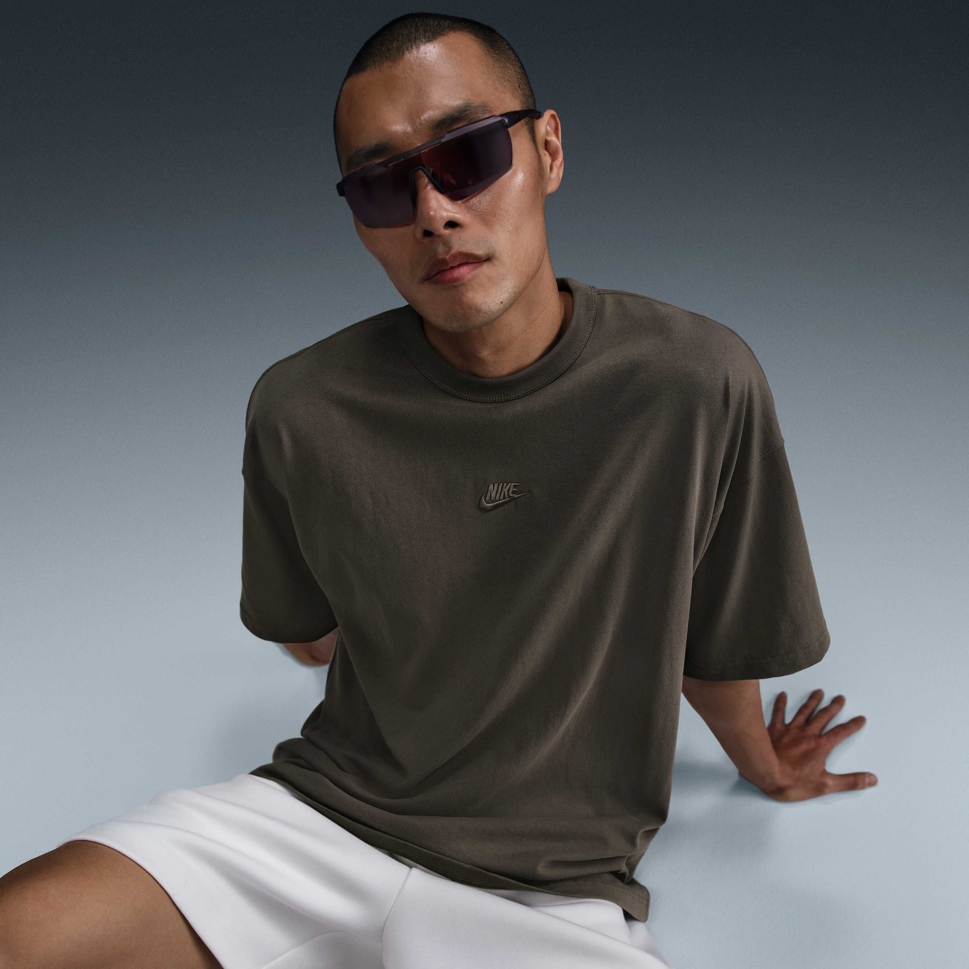 Nike Sportswear Premium Essentials image number 2