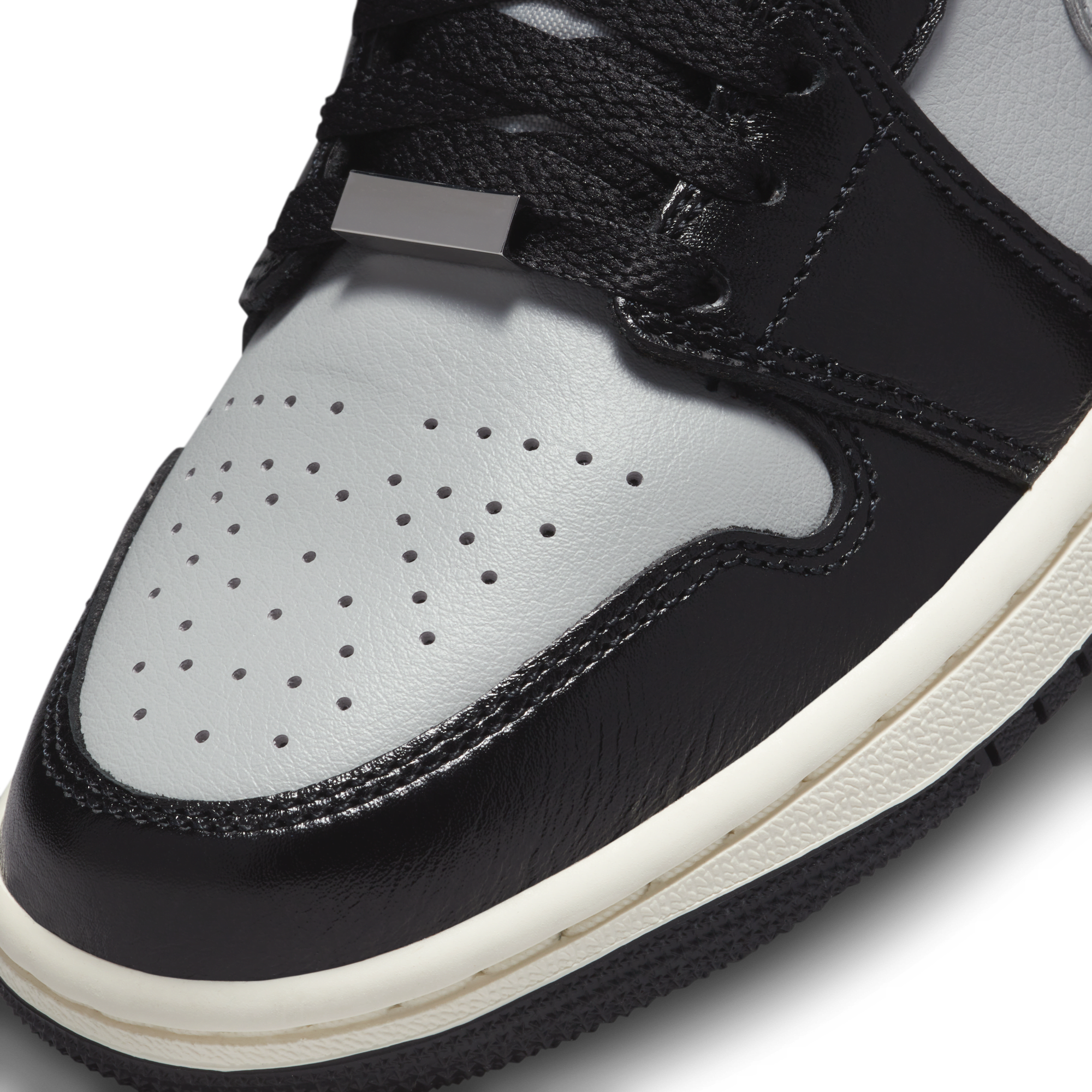 Jordans mid 1 grey deals