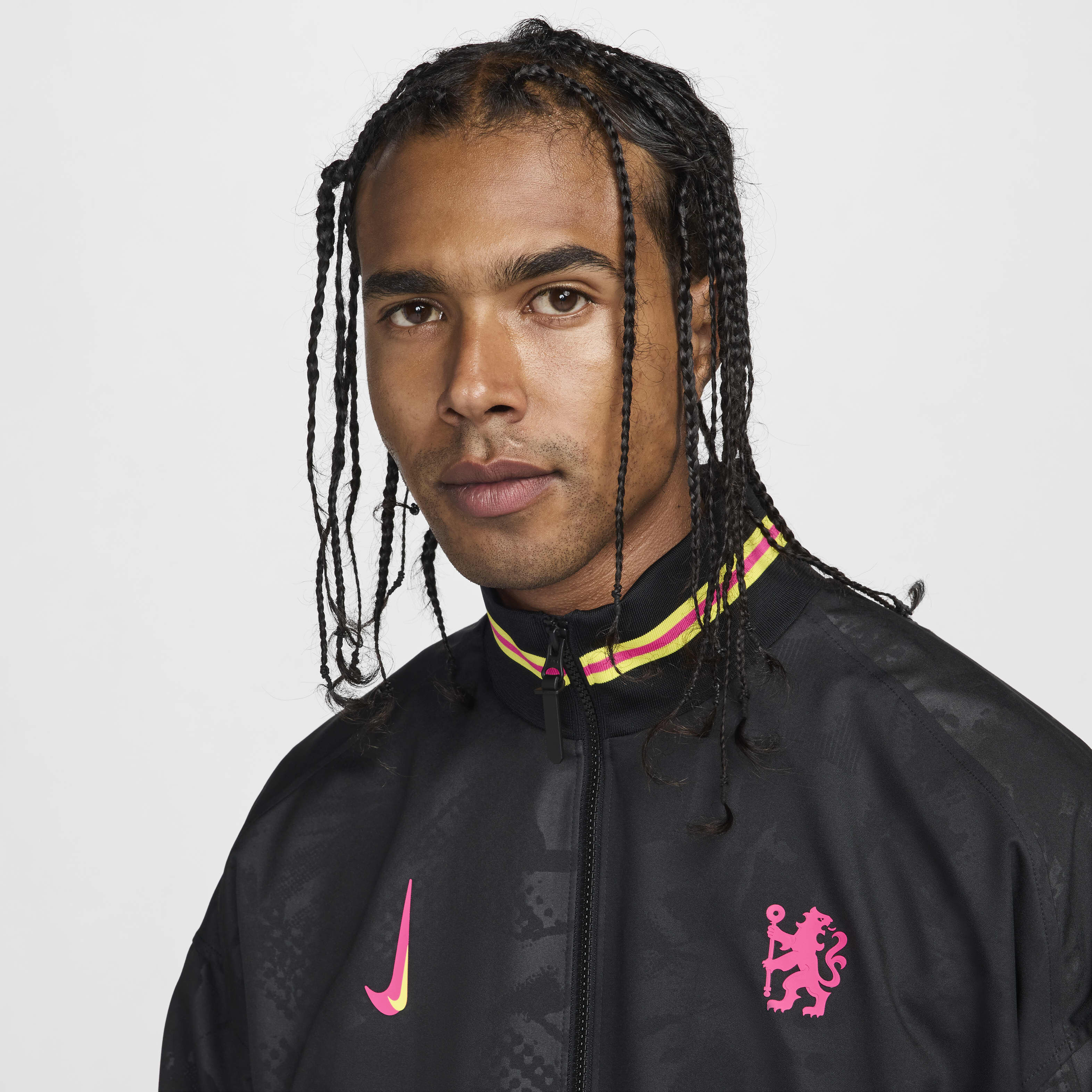 Chelsea F.C. Strike Third image number 2