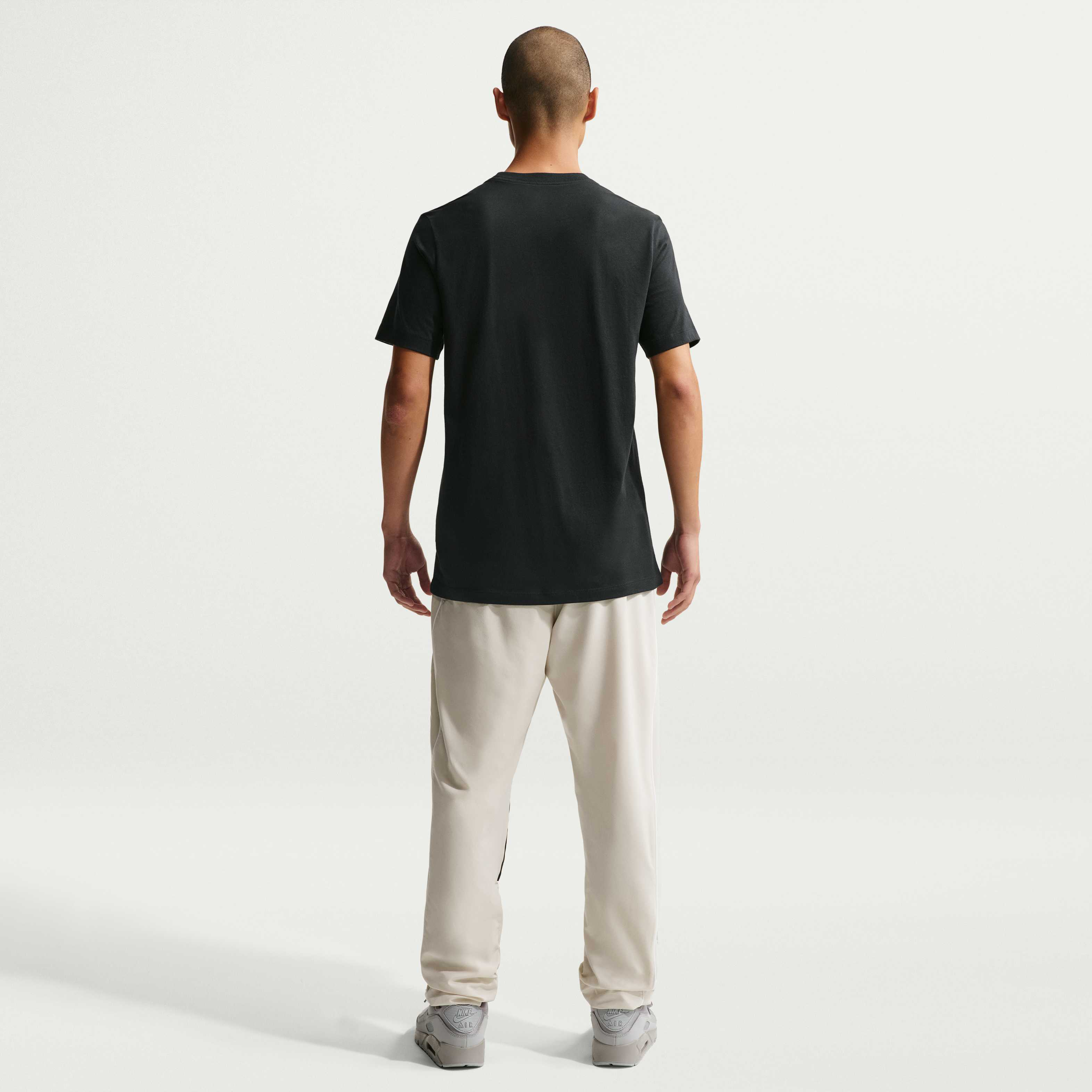 نايكي سبورتسوير image number 4