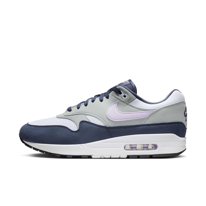 Men's nike deals air max sneakers