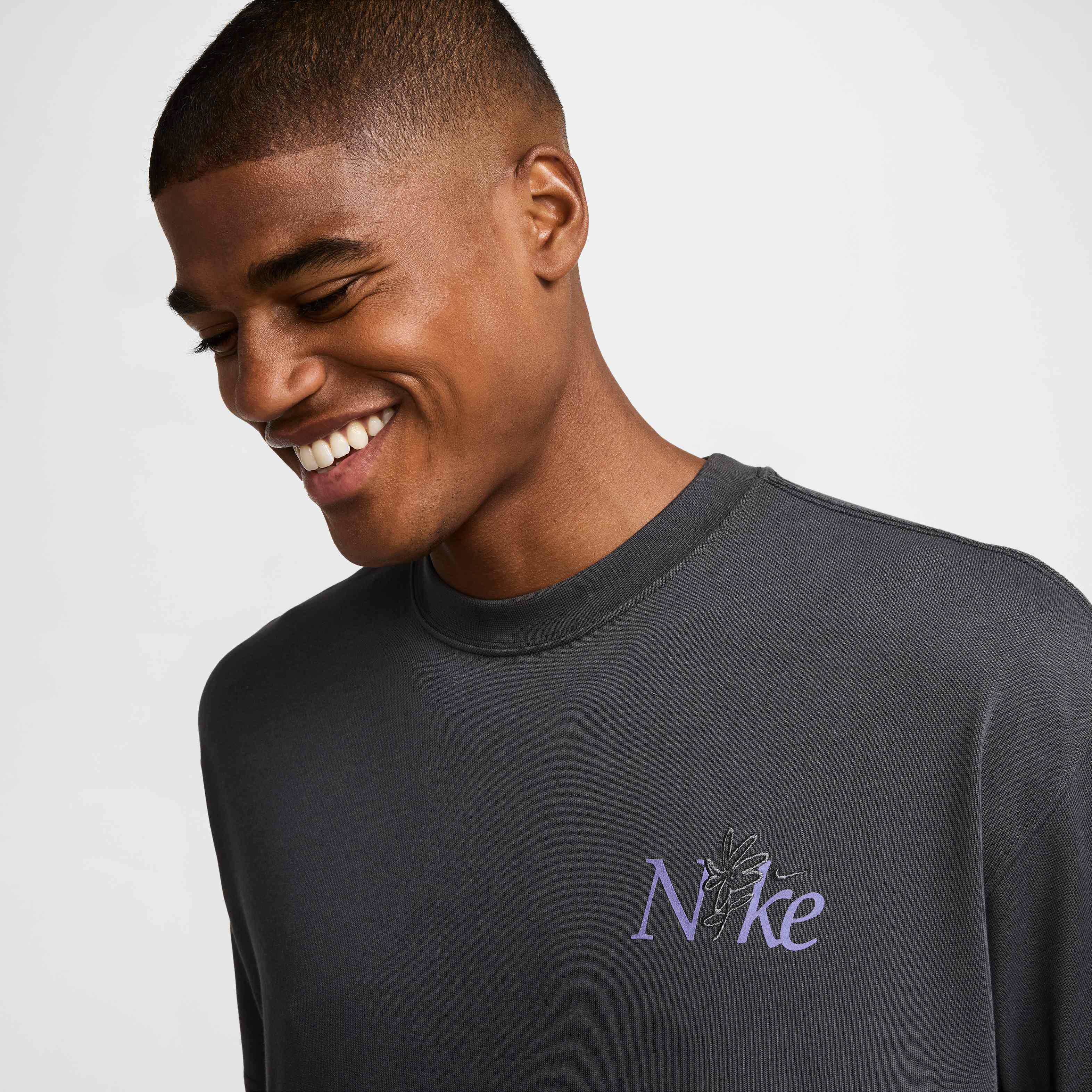 نايكي سبورتسوير image number 2