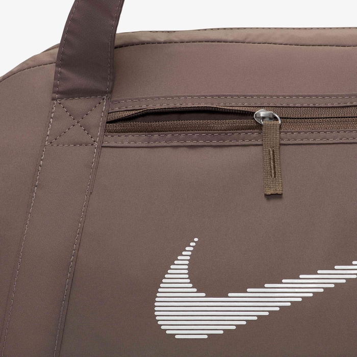 نايكي جيم كلوب image number 5 نايكي جيم كلوب image number 5