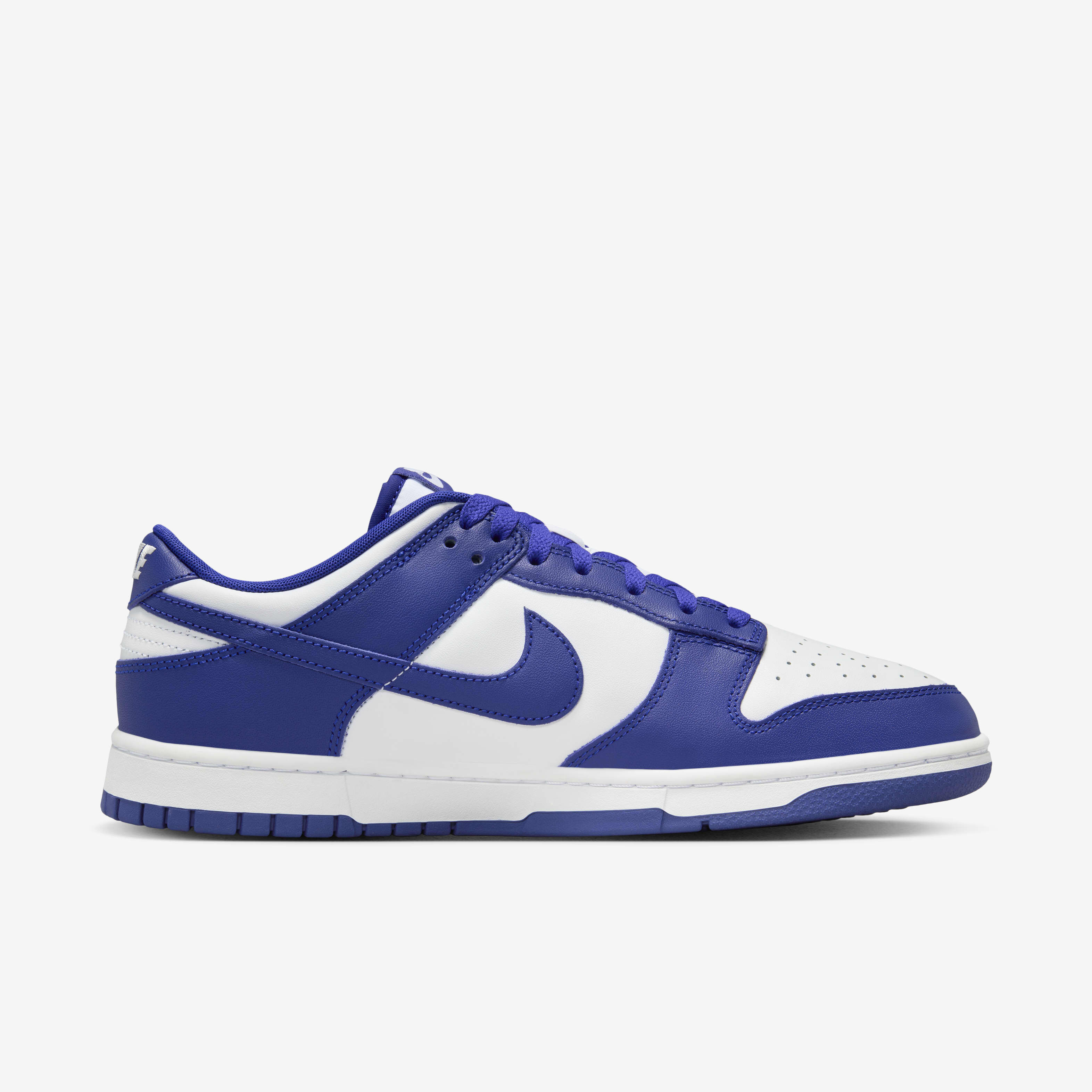 Nike Dunk Low Retro image number 2