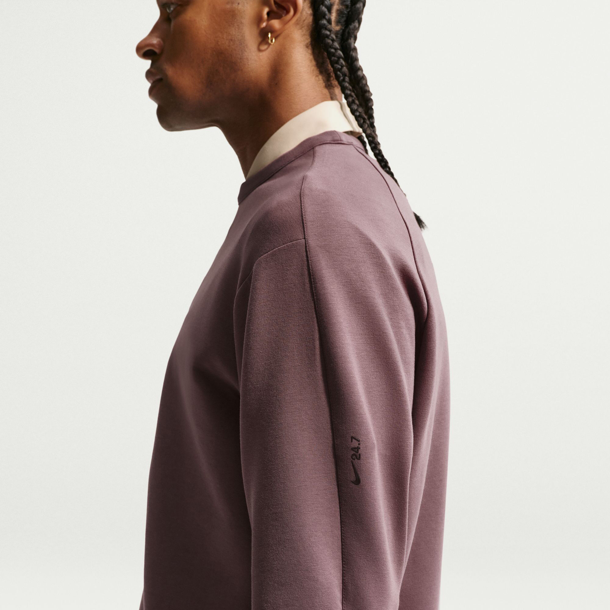 نايكي 24.7 امبوسبلي سوفت image number 5