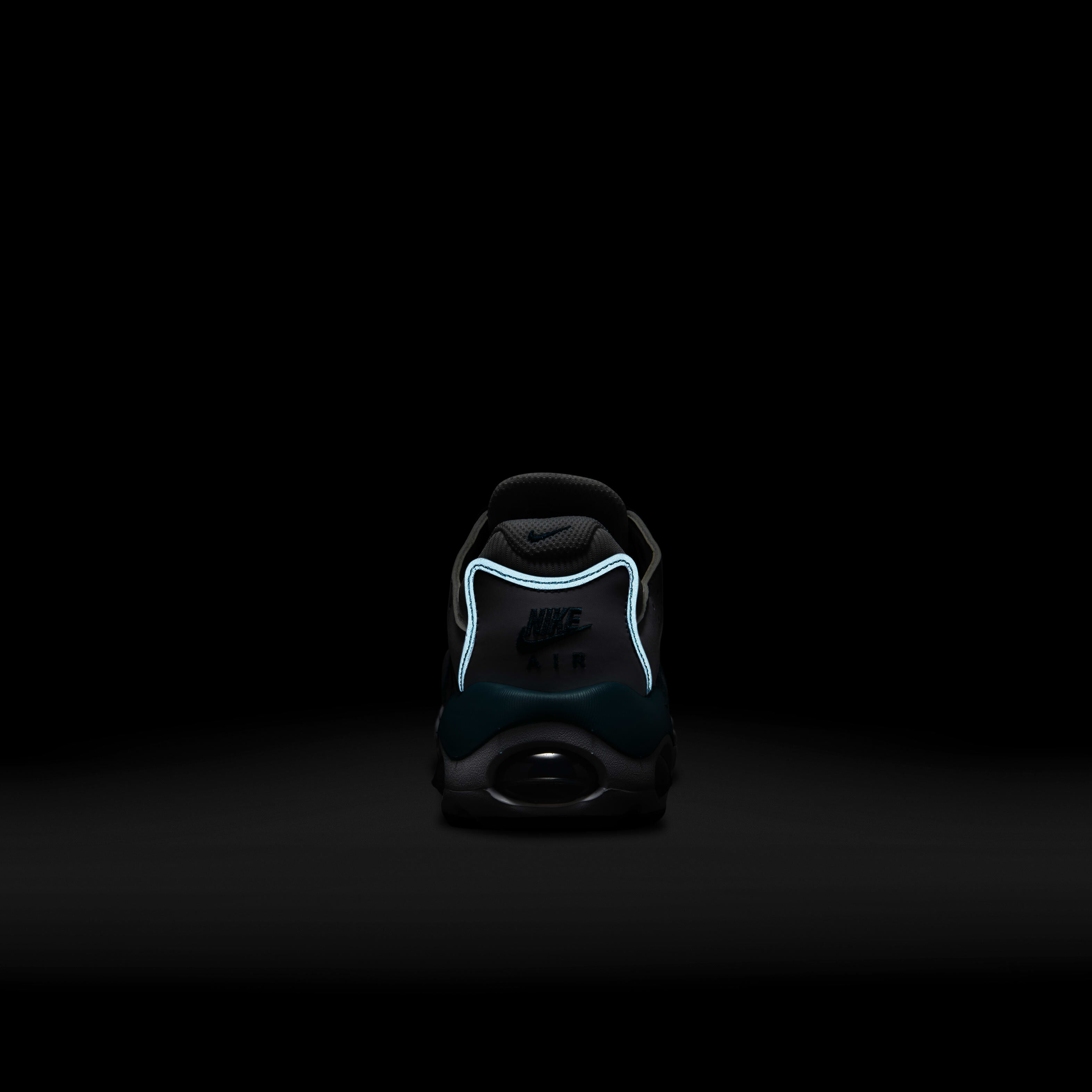 Nike Air Max TW image number 9