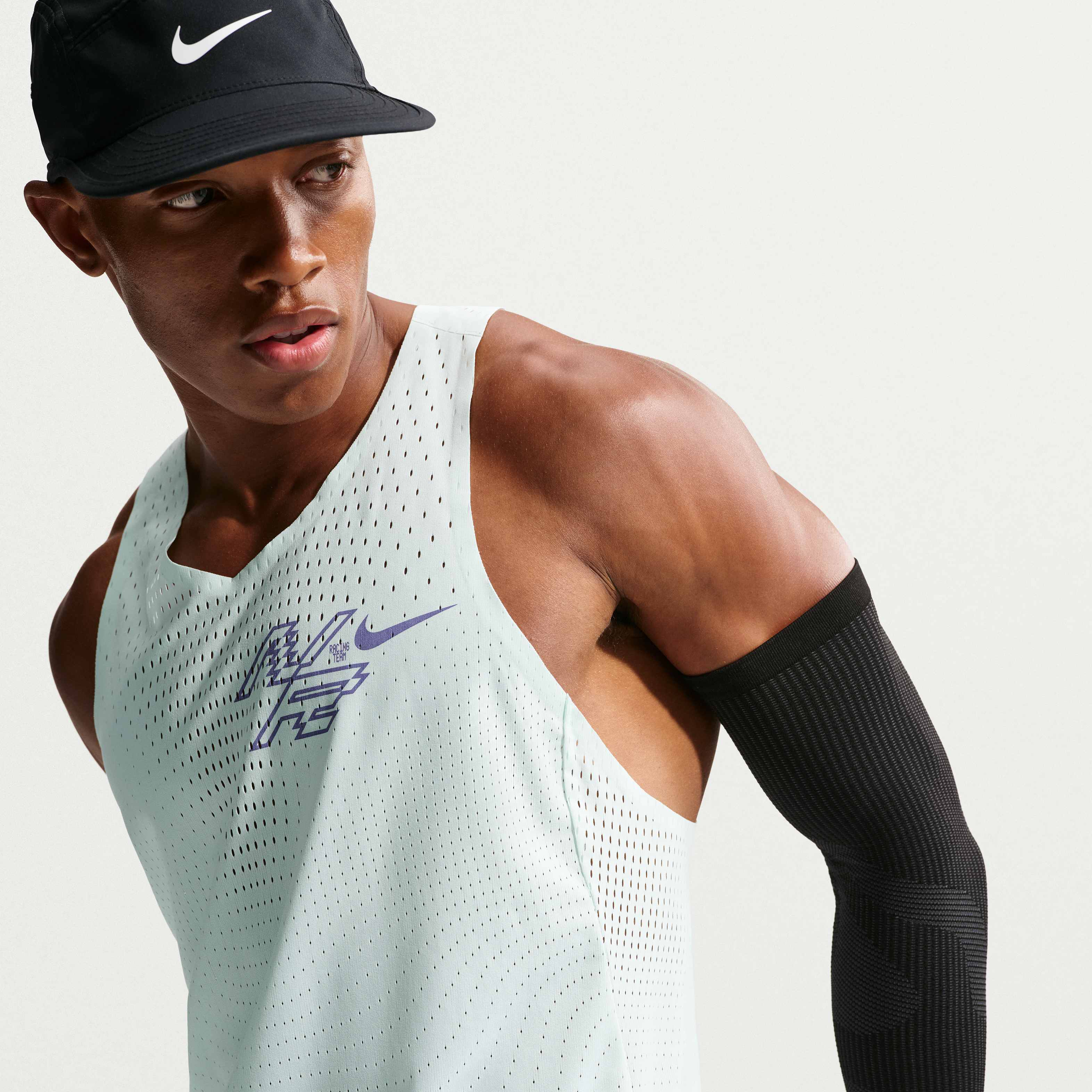 Nike AeroSwift image number 0