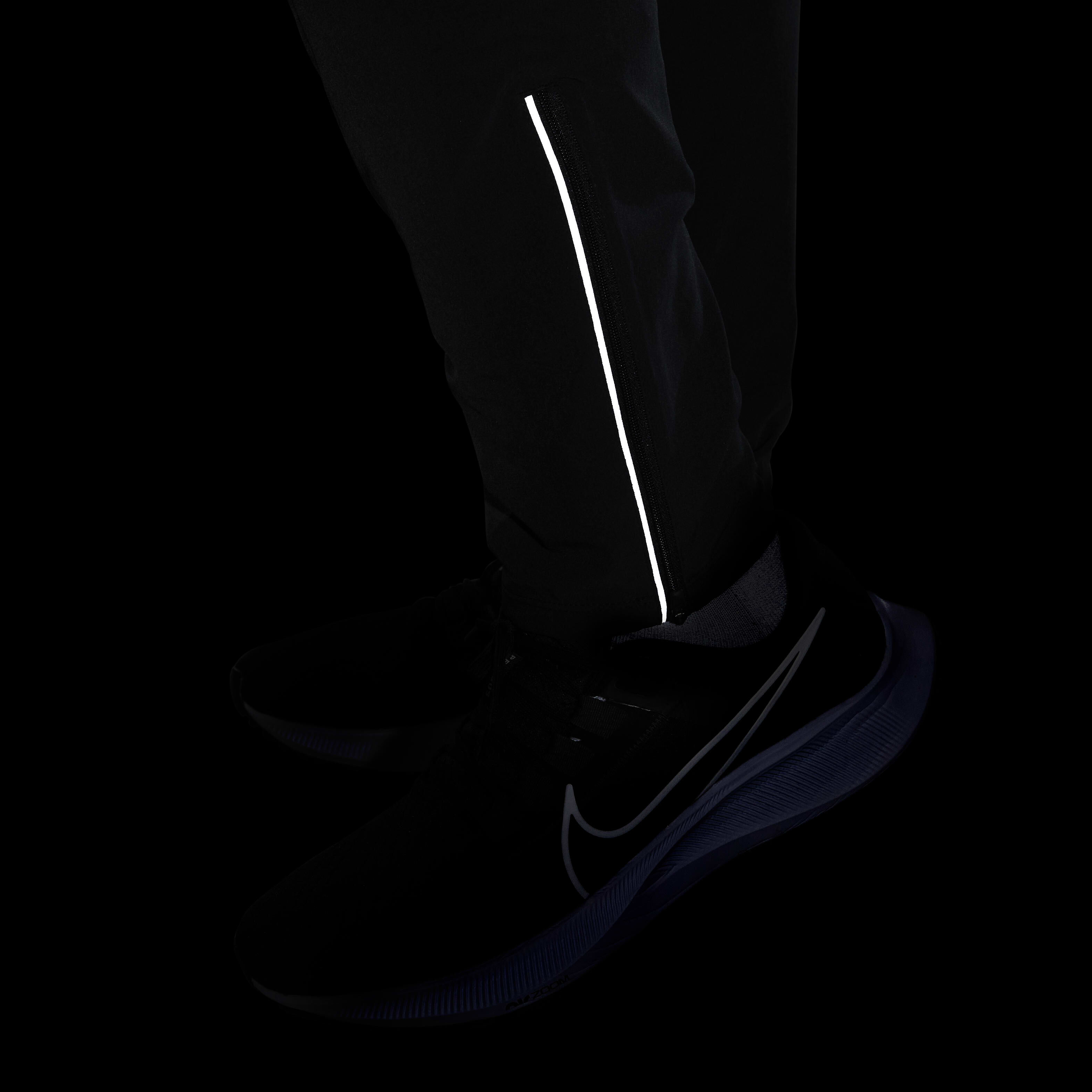 Nike Phenom image number 17