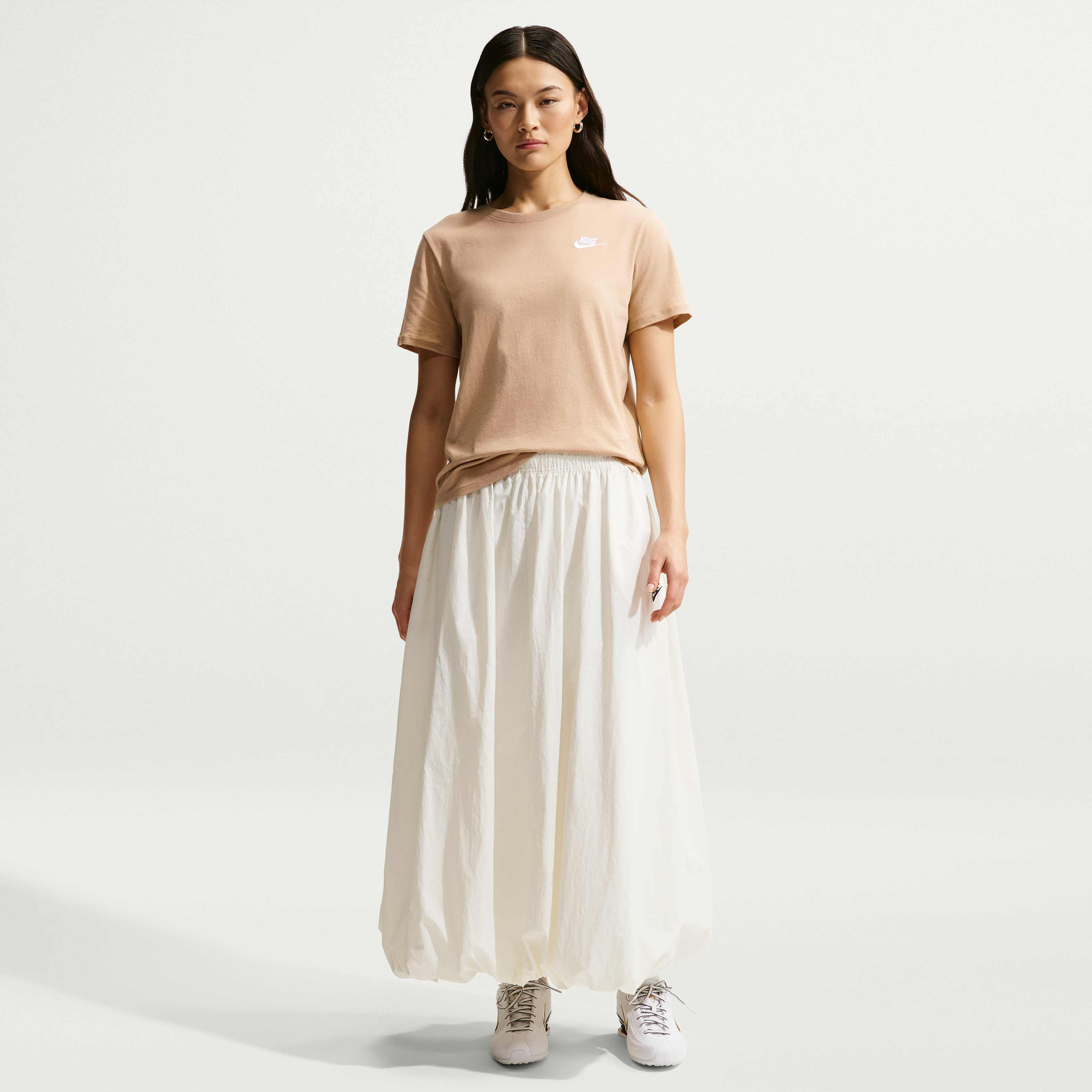 نايكي سبورتسوير كلوب ايسنشالز image number 3