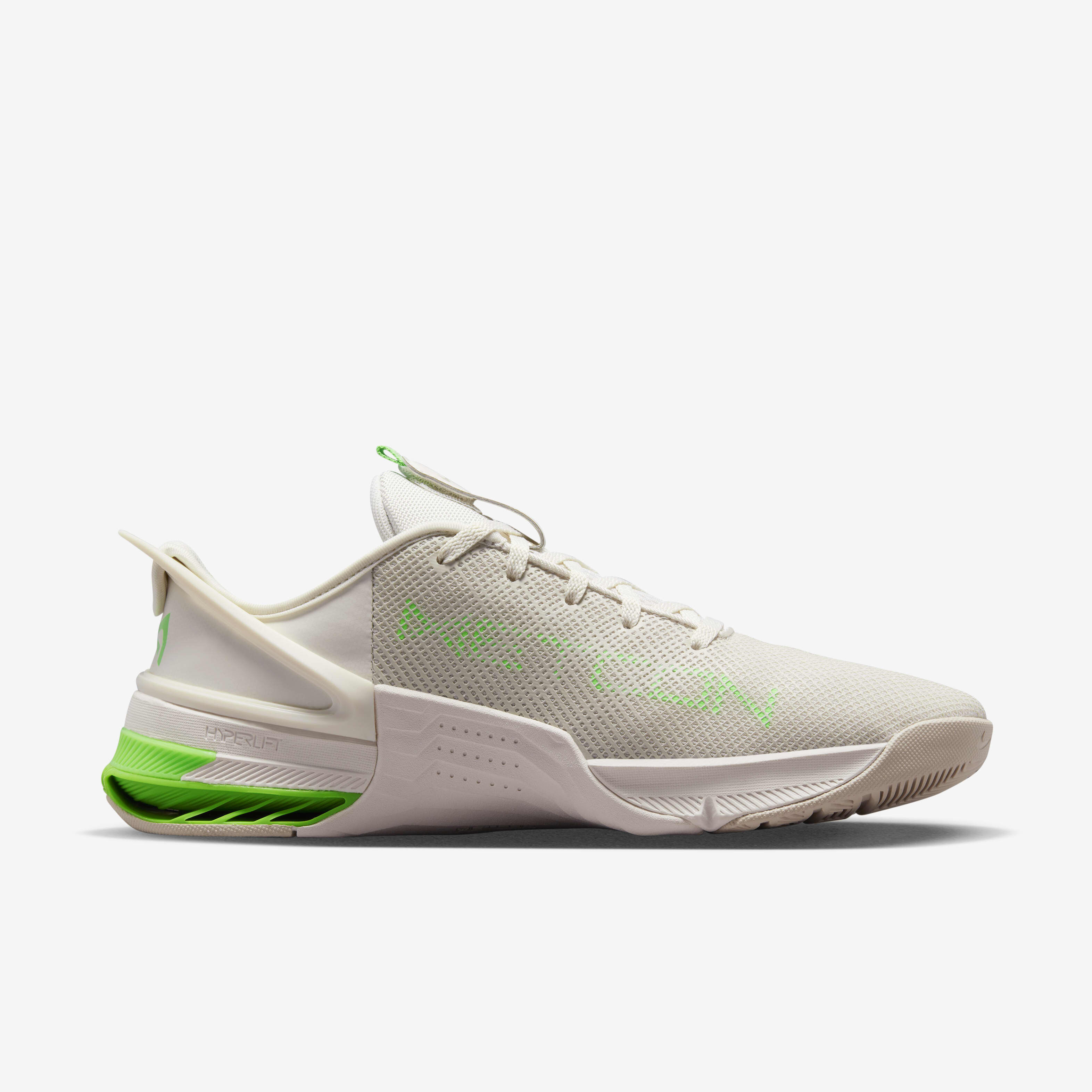 Nike Metcon 8 FlyEase image number 2