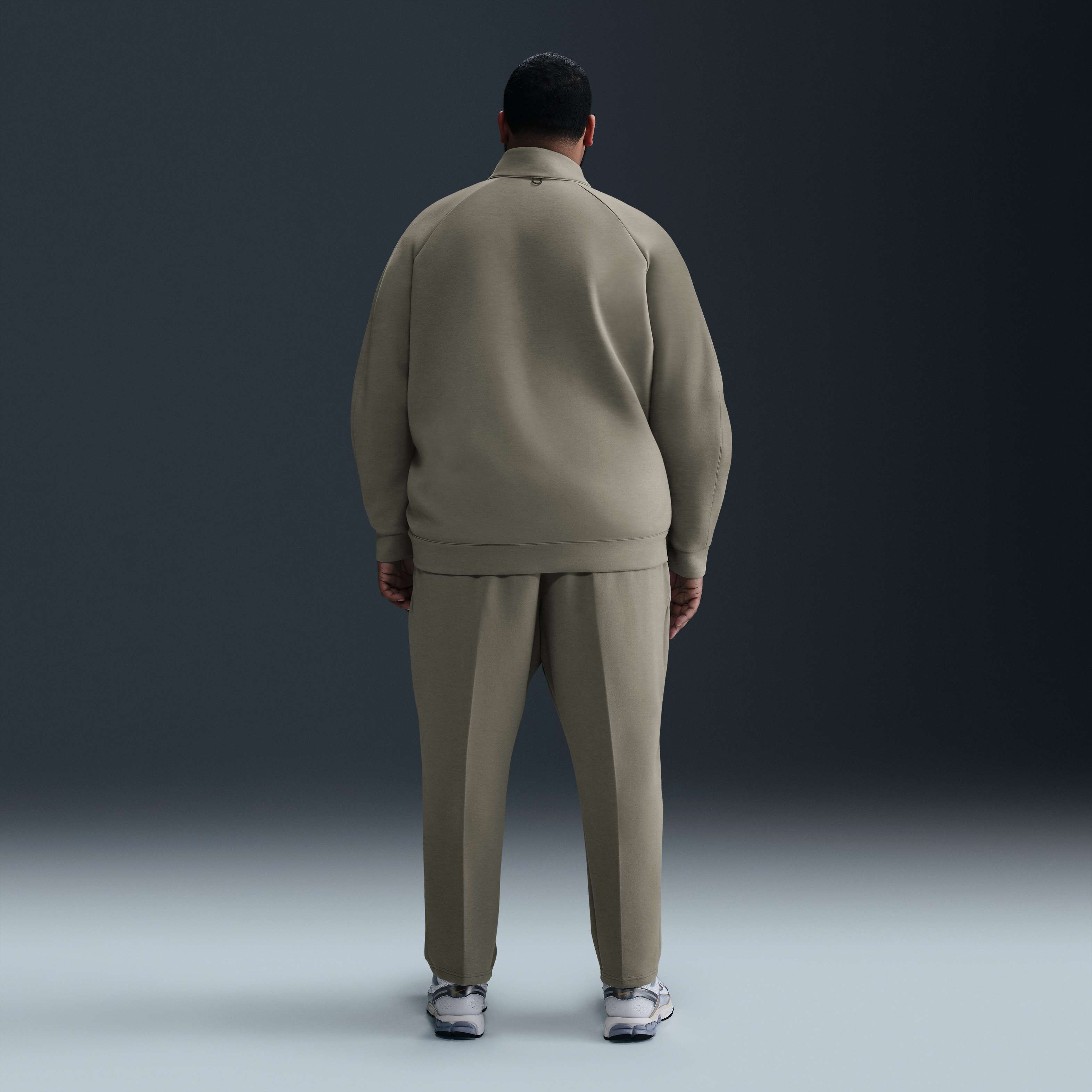 نايكي 24.7 امبوسبلي سوفت image number 10