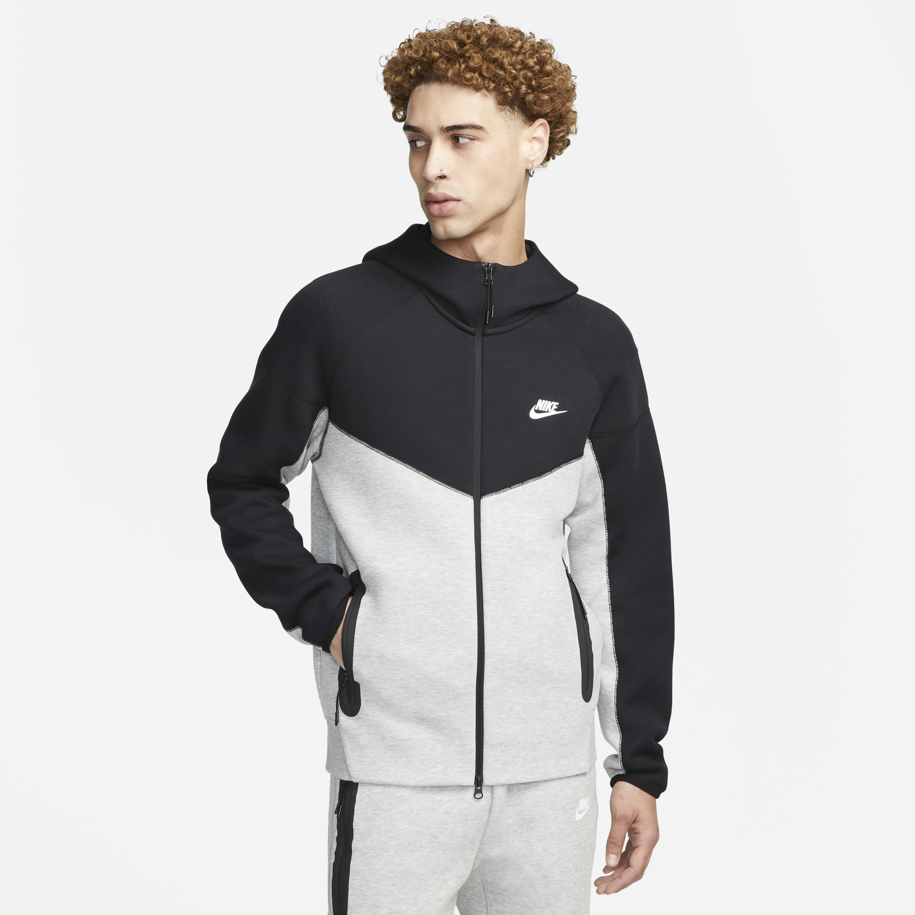 Nike men's windrunner full zip jacket discount