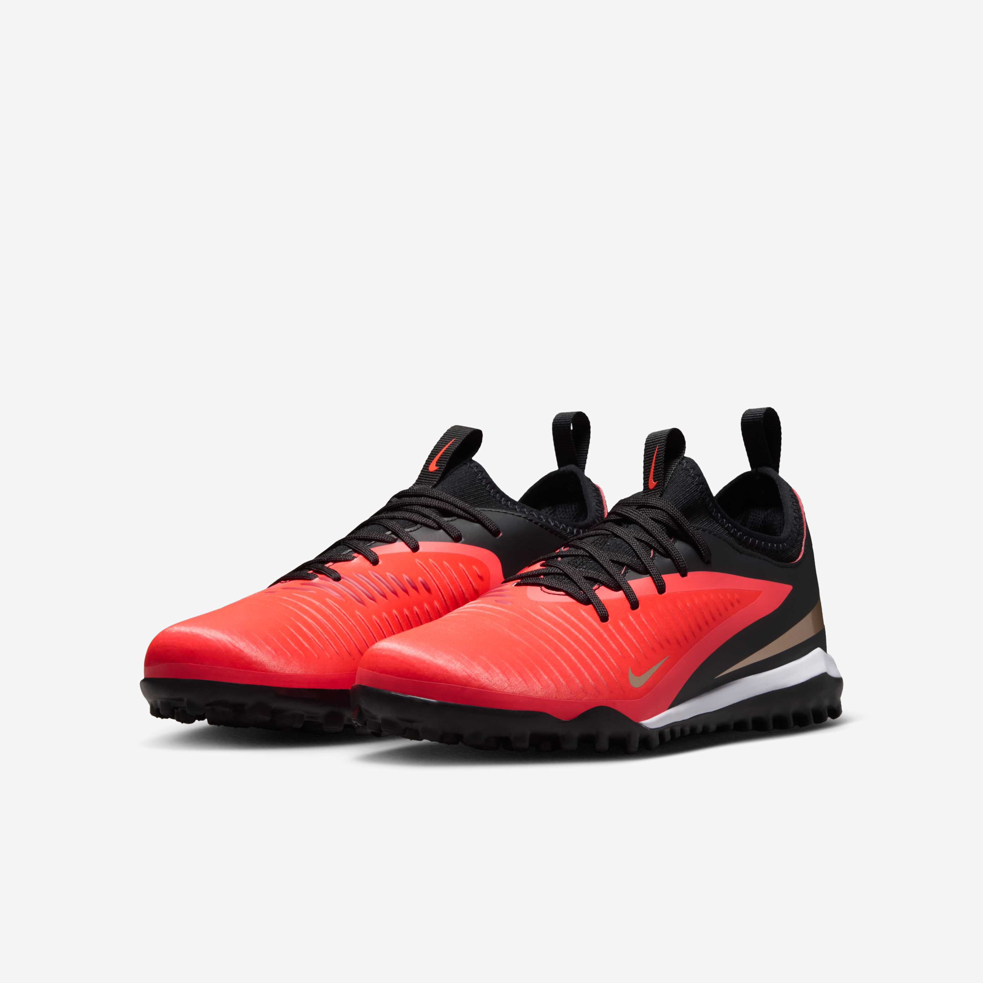 Nike Jr. Phantom 6 Low Academy image number 4