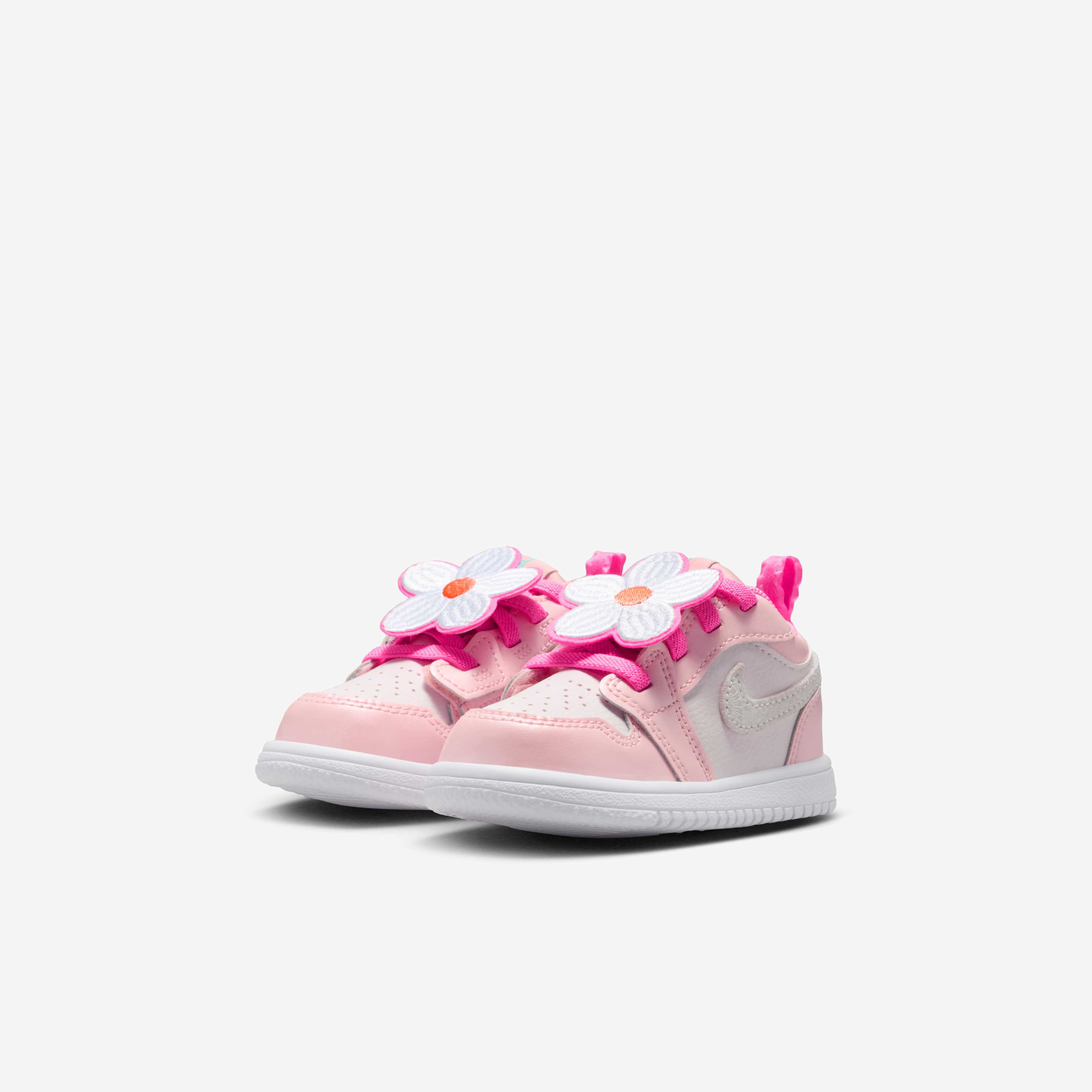 Jordan 1 Low Alt SE image number 4