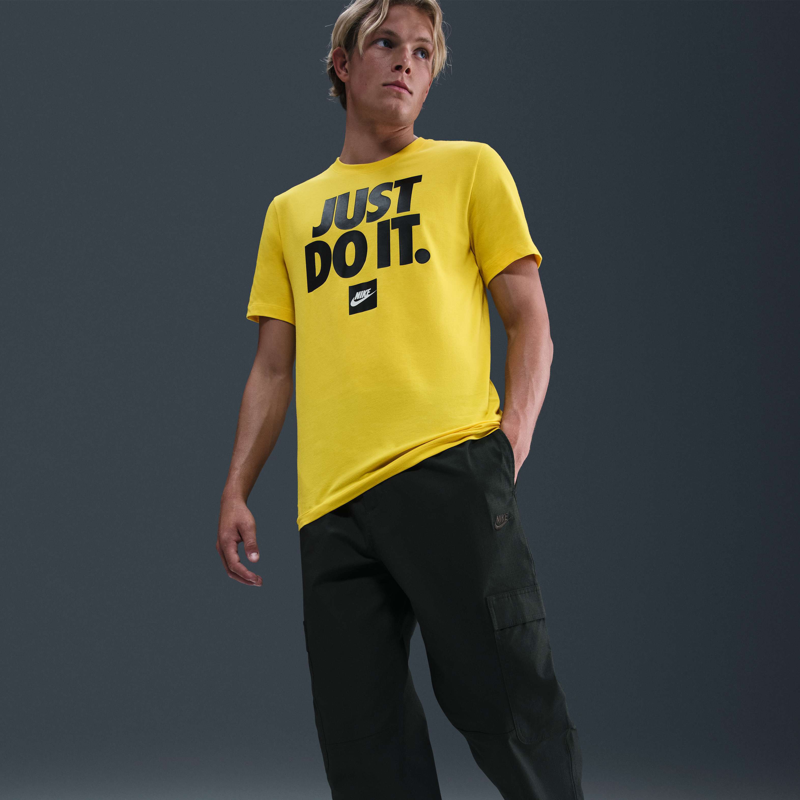 Nike Sportswear image number 2